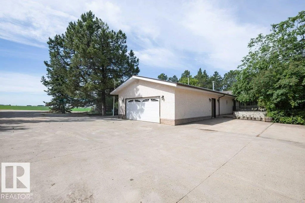 26530 Twp Rd 590