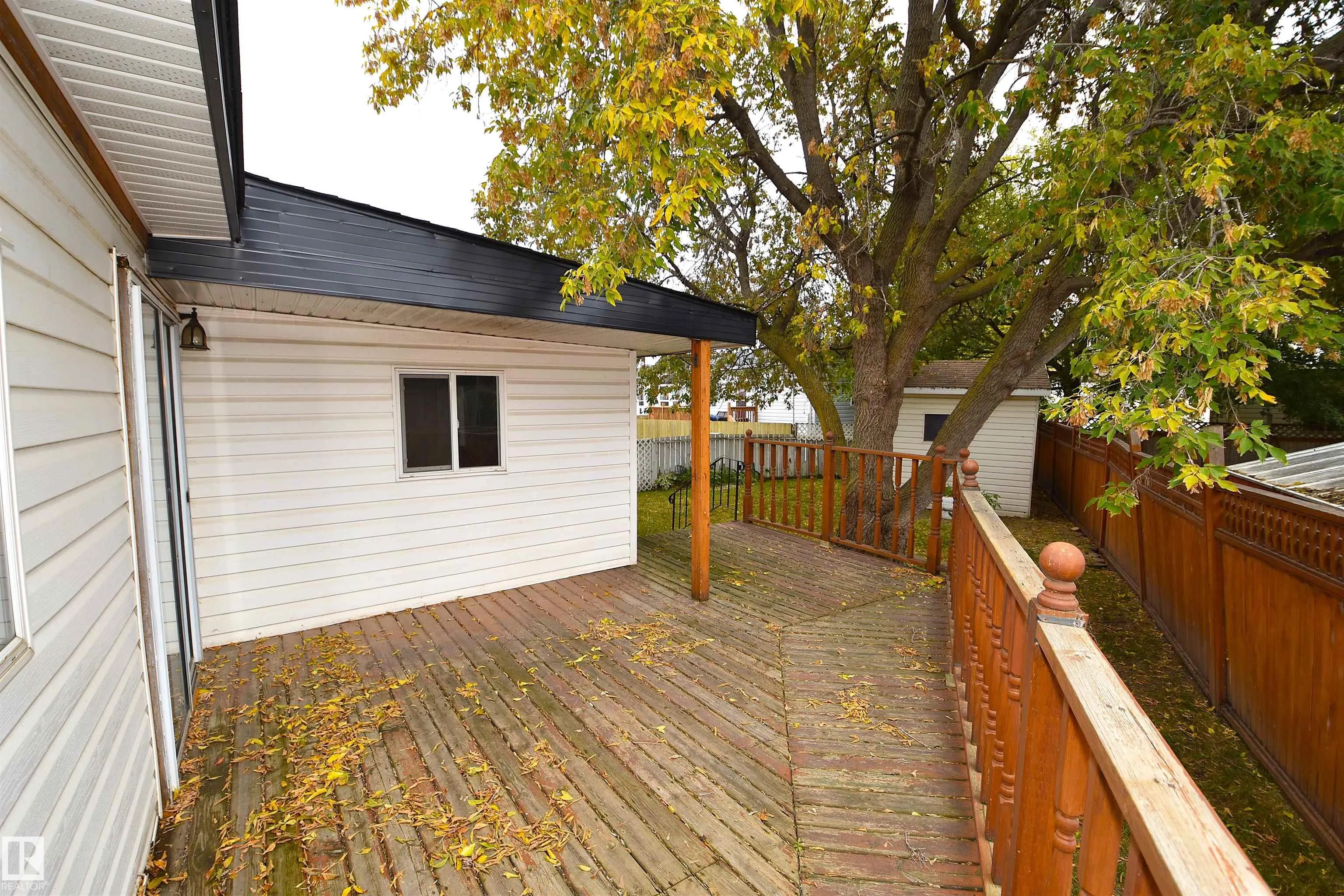 37 West View Boulevard