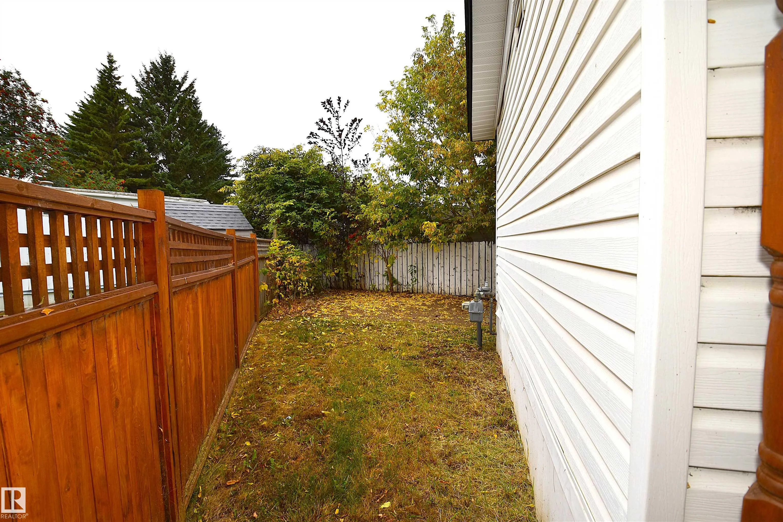 37 West View Boulevard