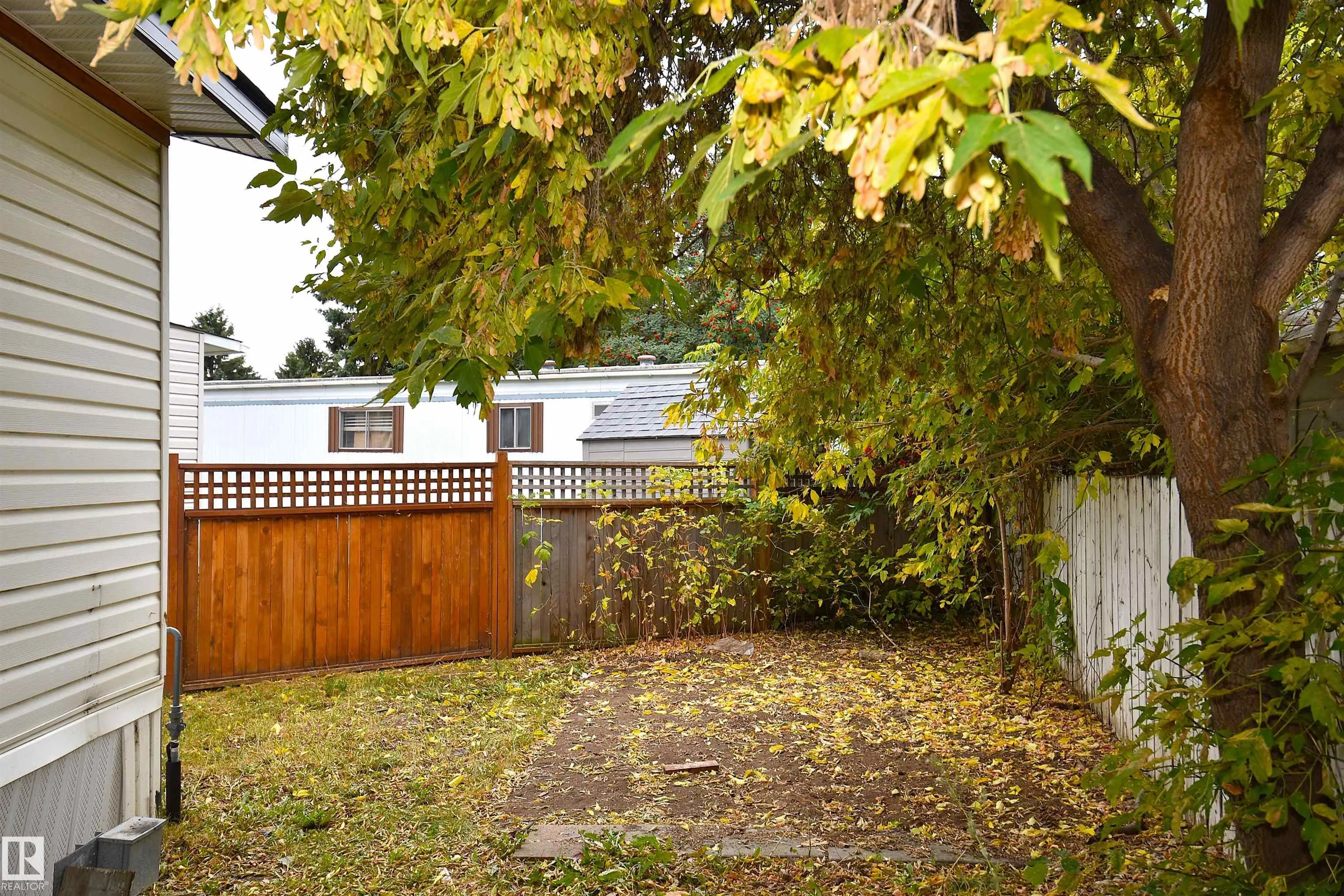 37 West View Boulevard