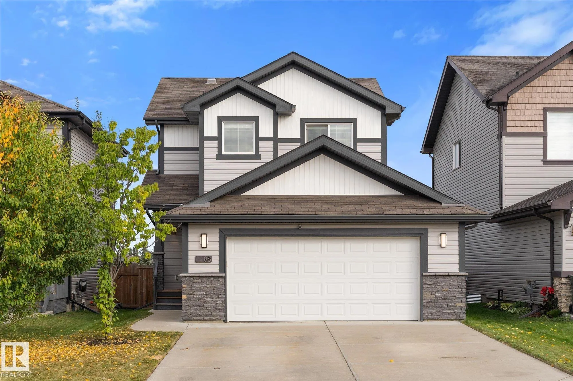 88 SPRUCE RIDGE Drive