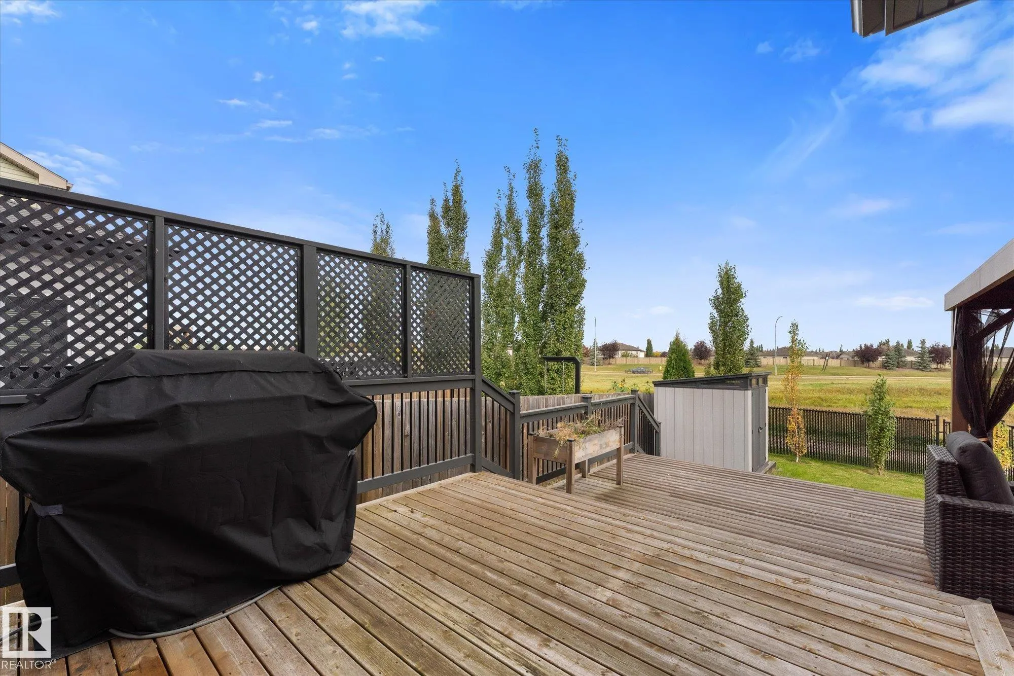 88 SPRUCE RIDGE Drive