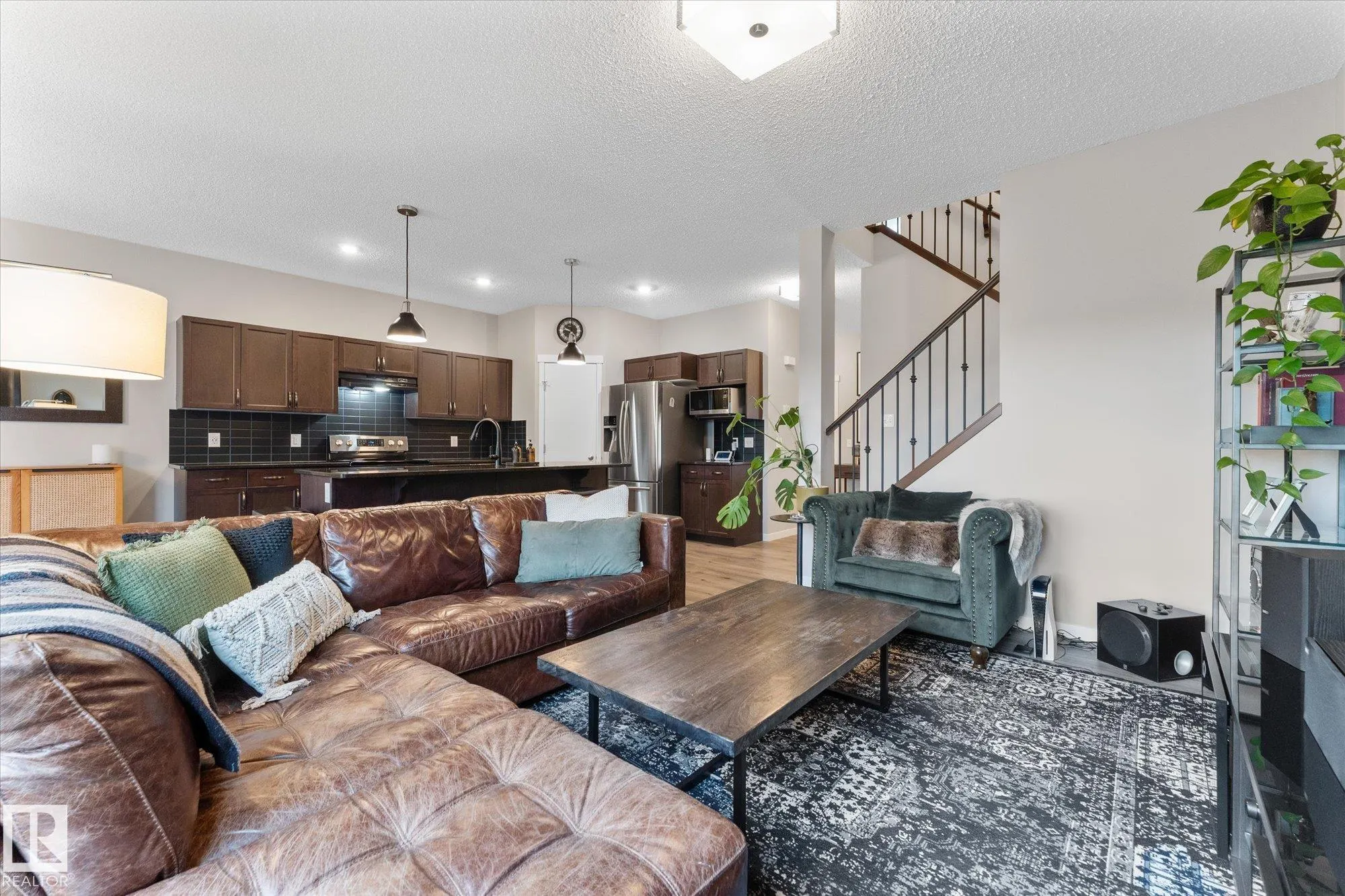 88 SPRUCE RIDGE Drive