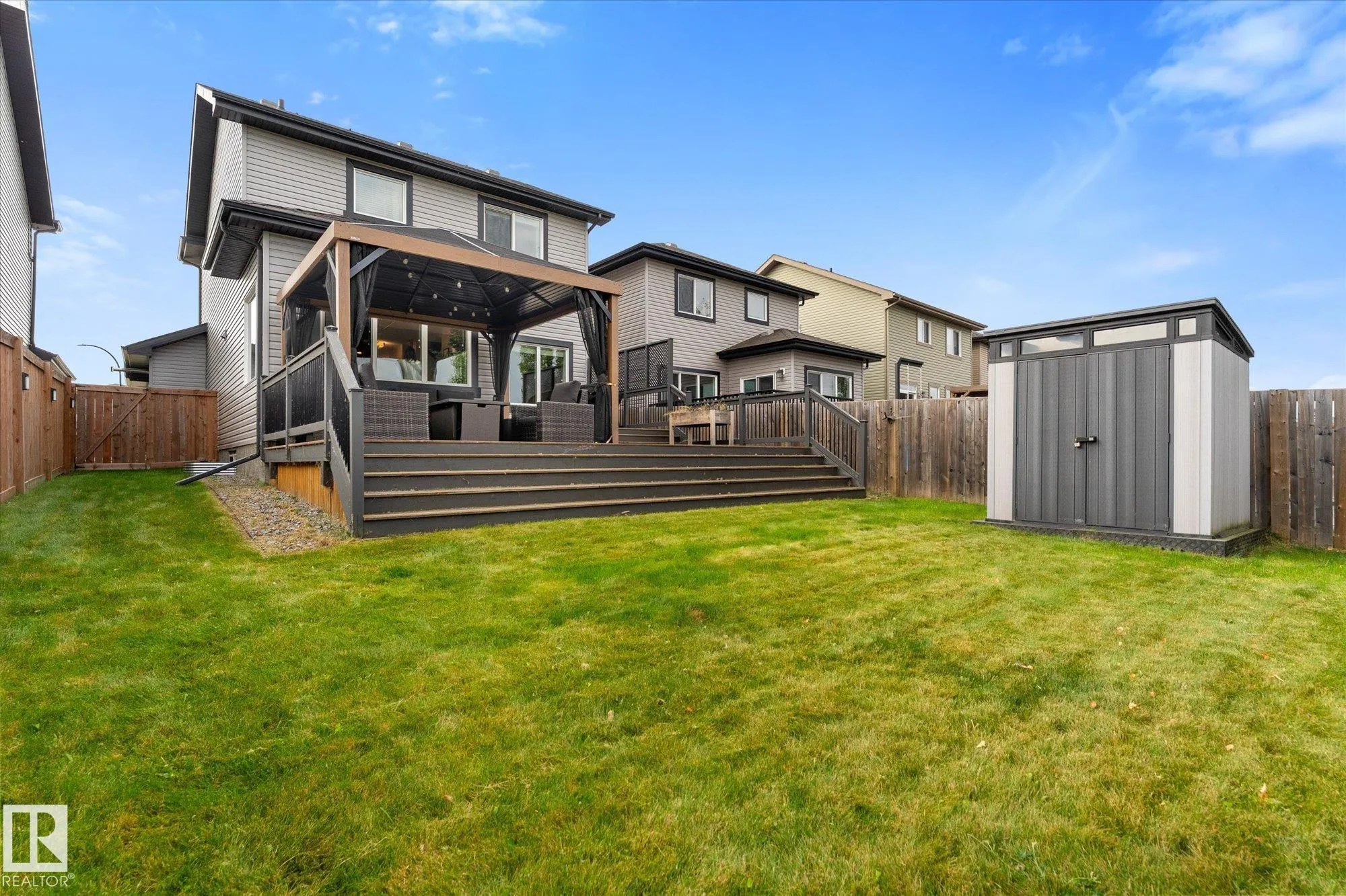 88 SPRUCE RIDGE Drive