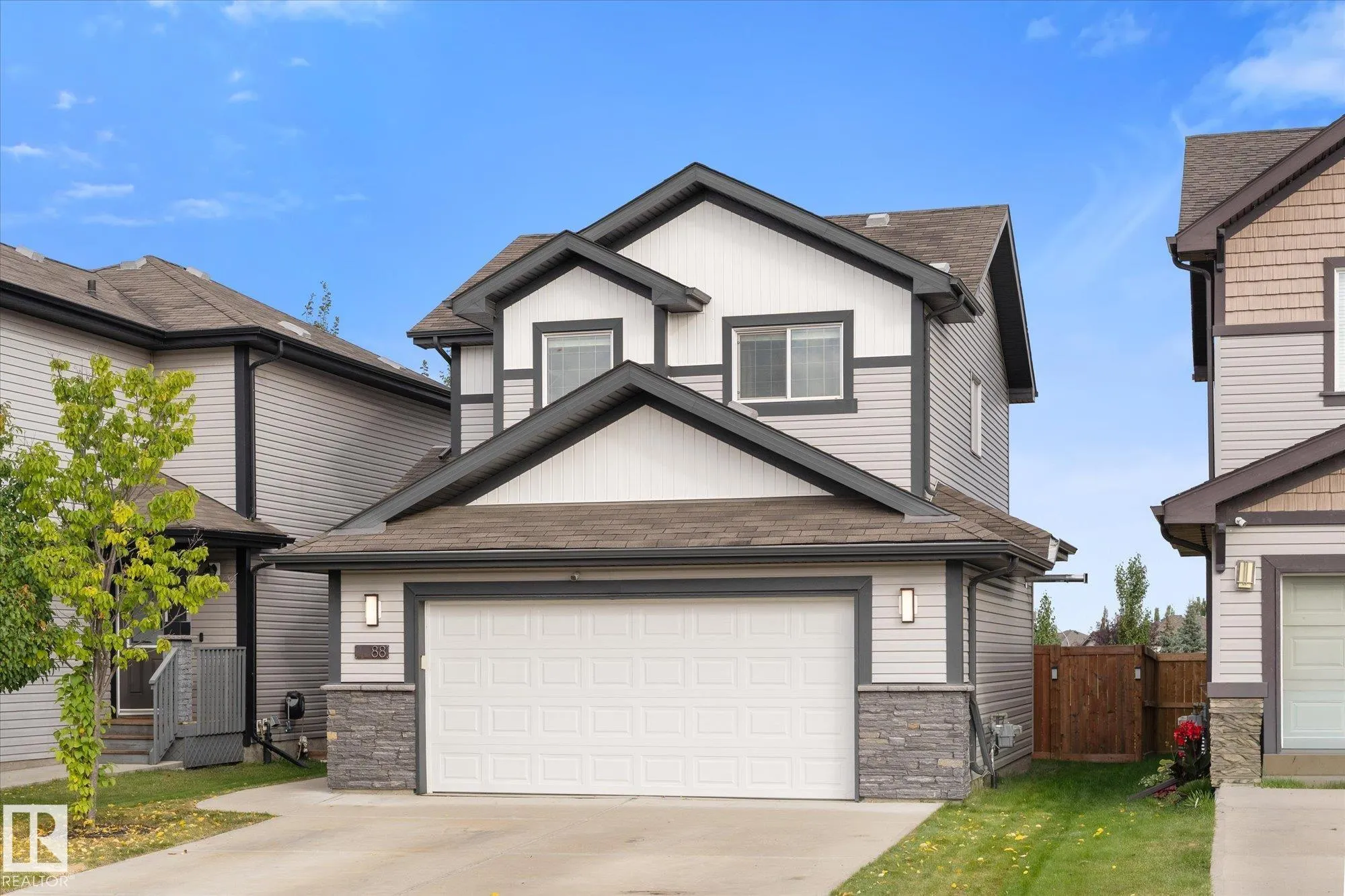 88 SPRUCE RIDGE Drive