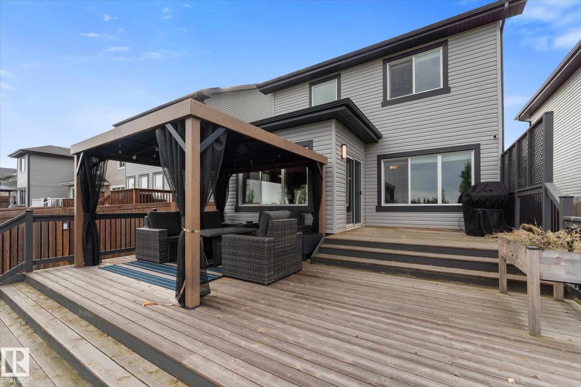 88 SPRUCE RIDGE Drive