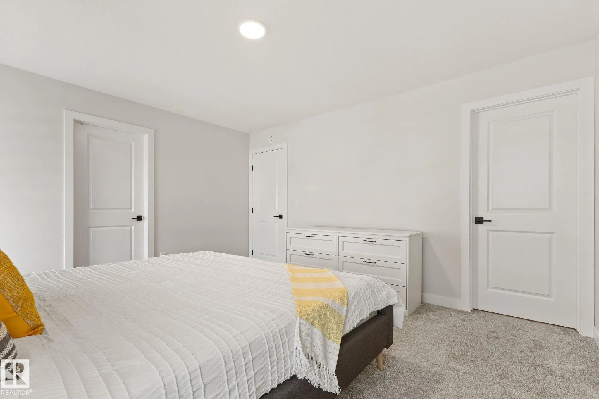 10 Sereno Lane