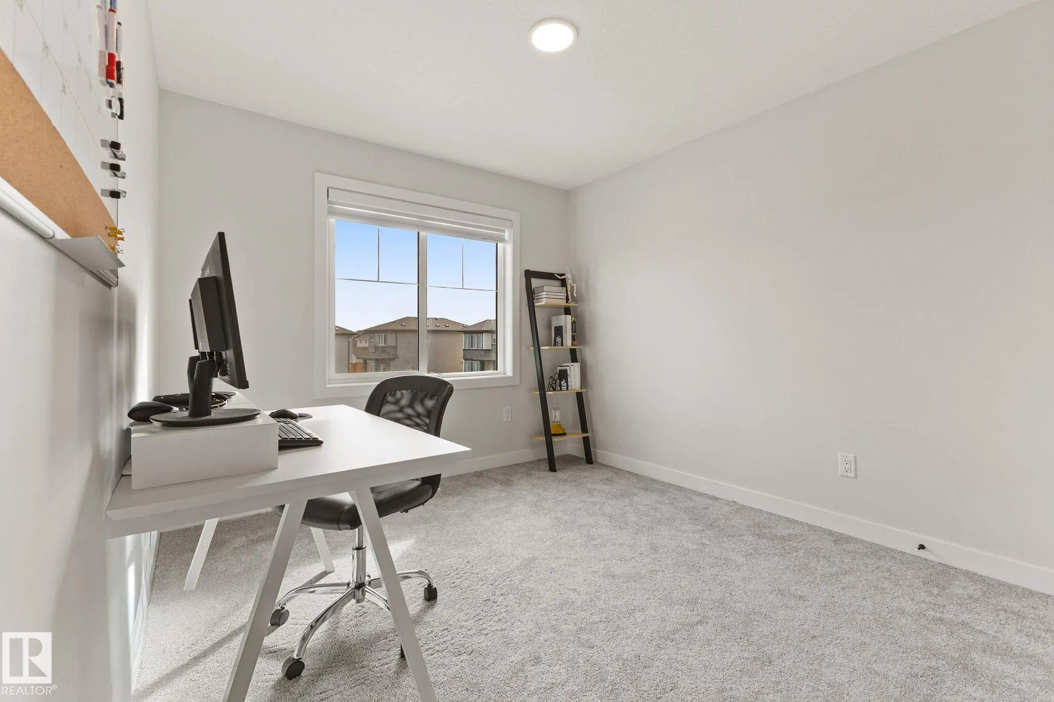 10 Sereno Lane