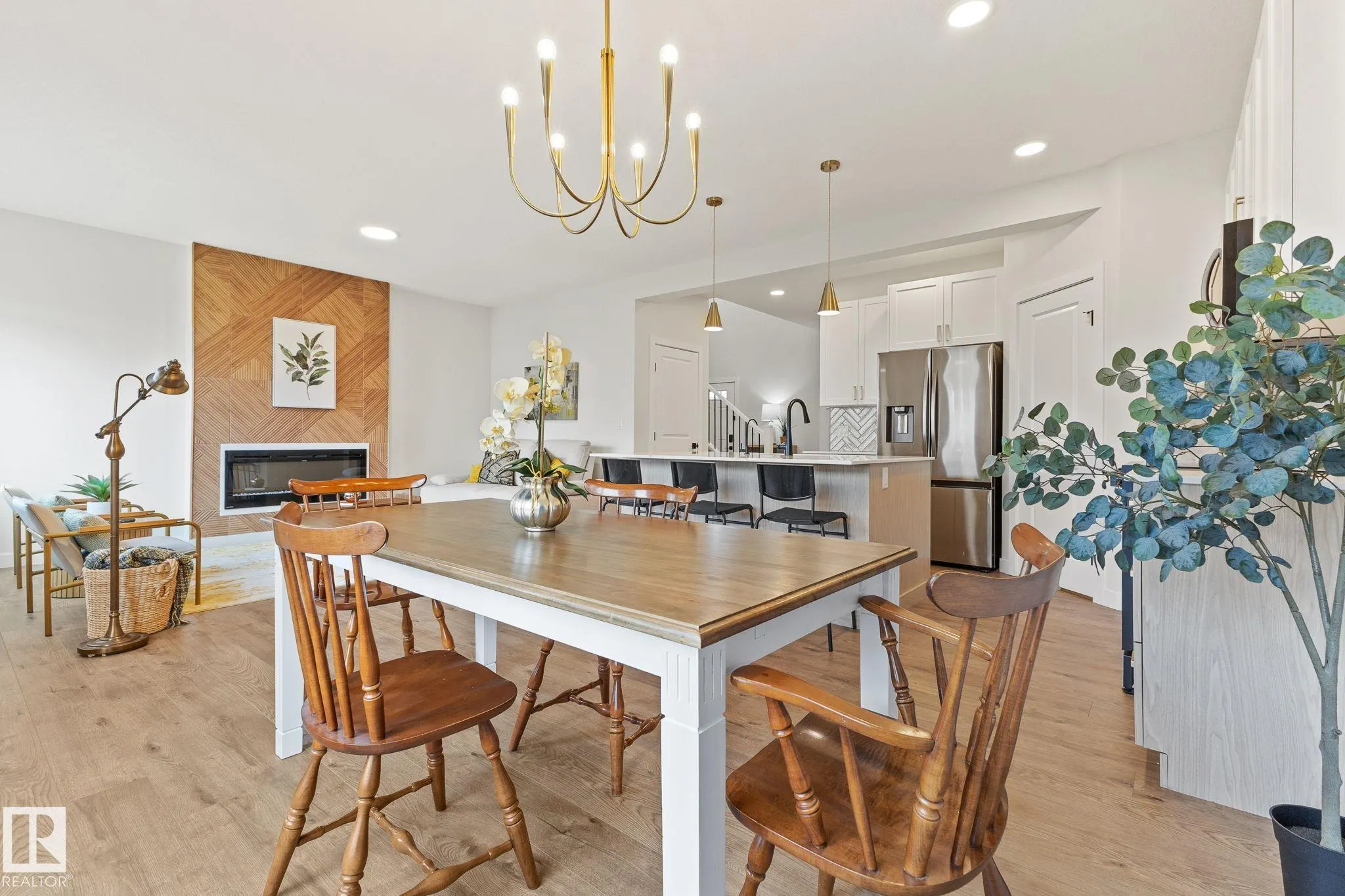10 Sereno Lane