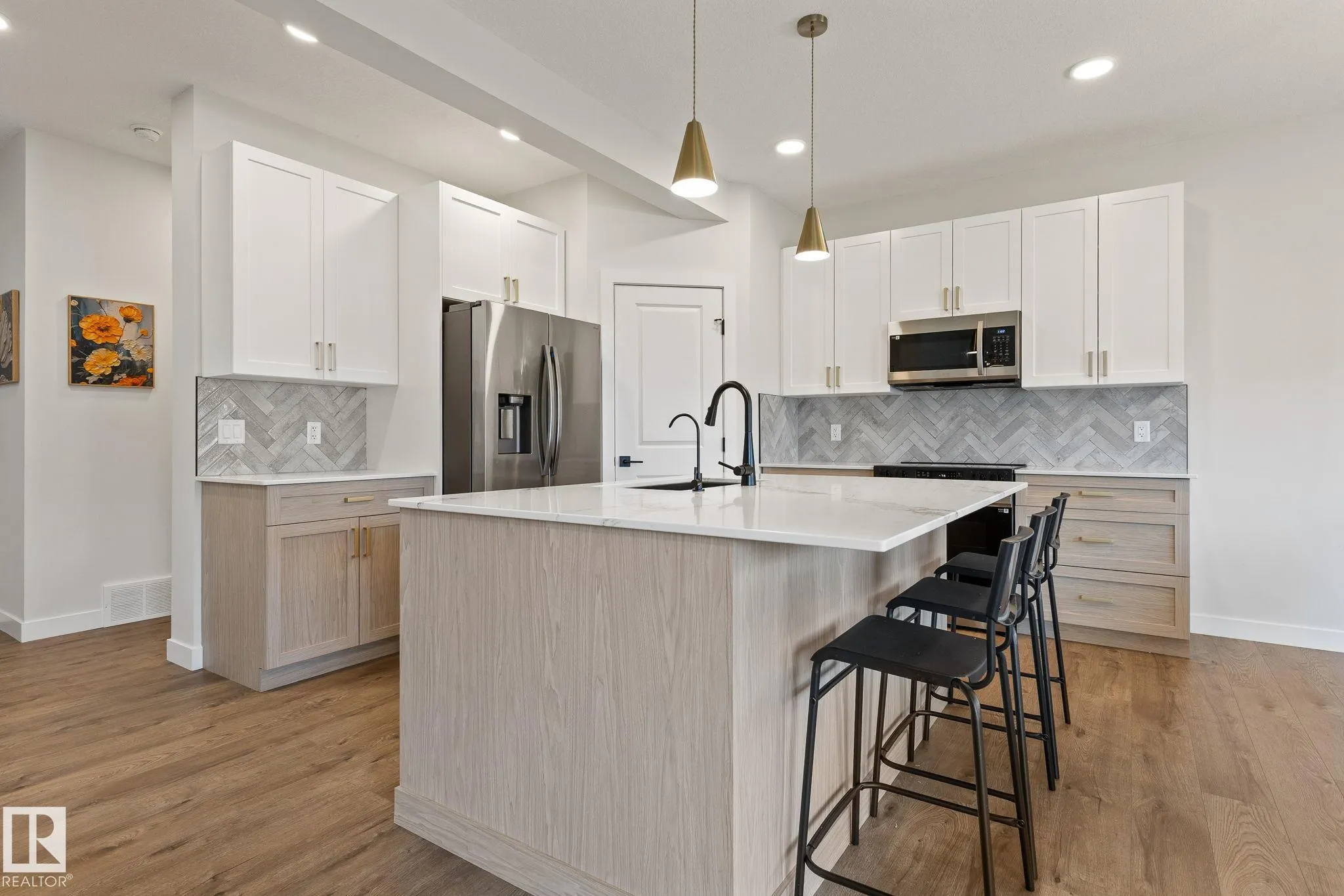 10 Sereno Lane