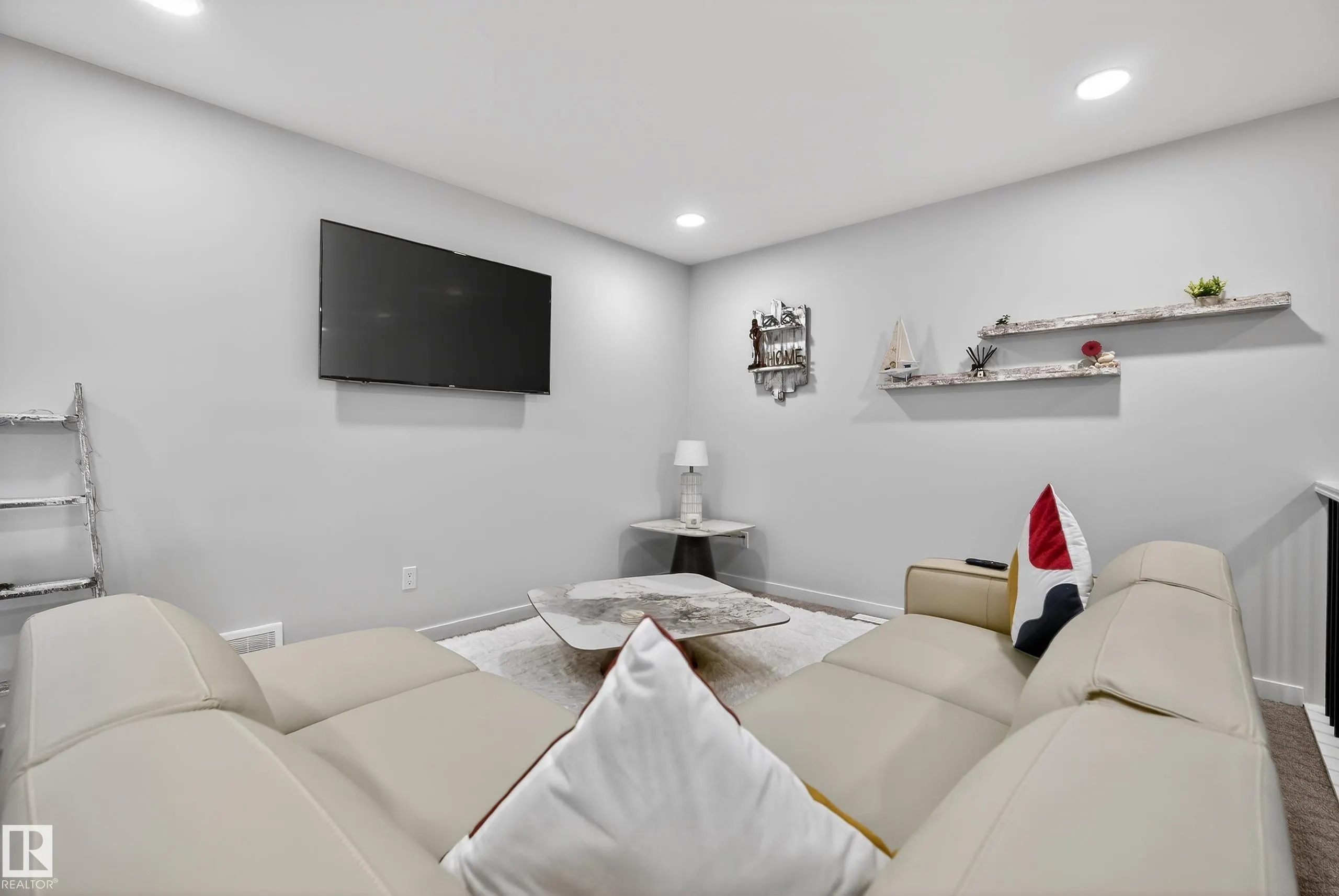 167 CATRIA Point(e)