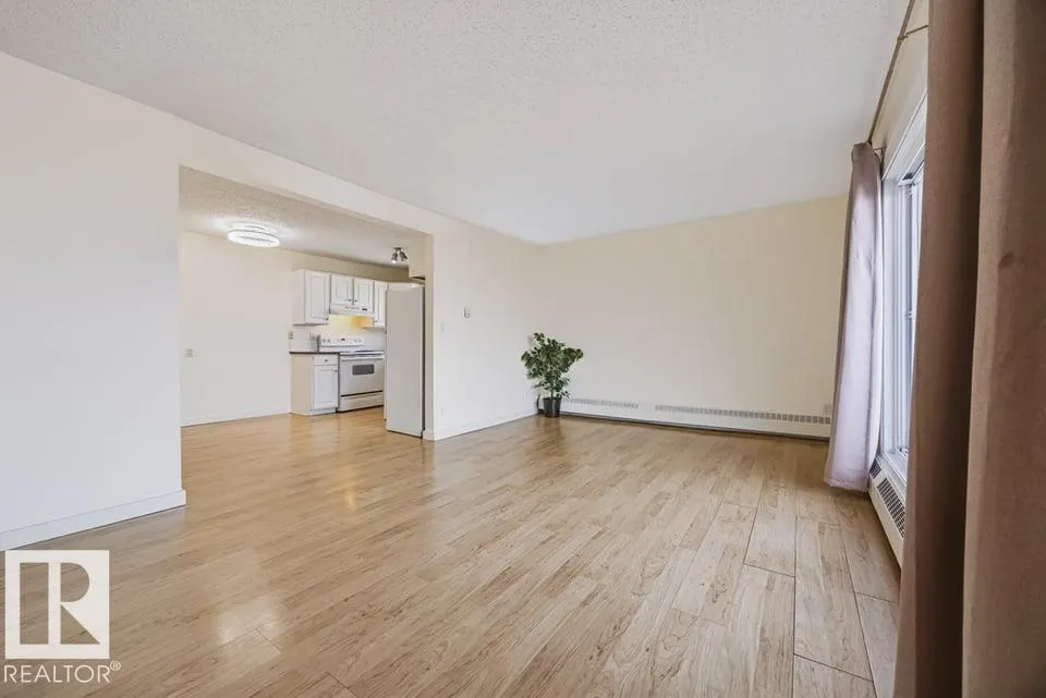 10208 113 Street