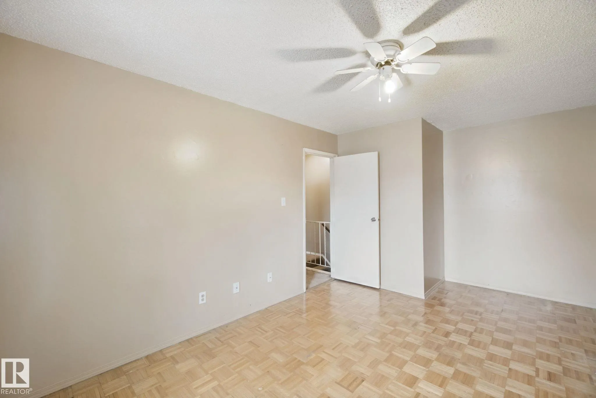 193F HOMESTEAD Crescent