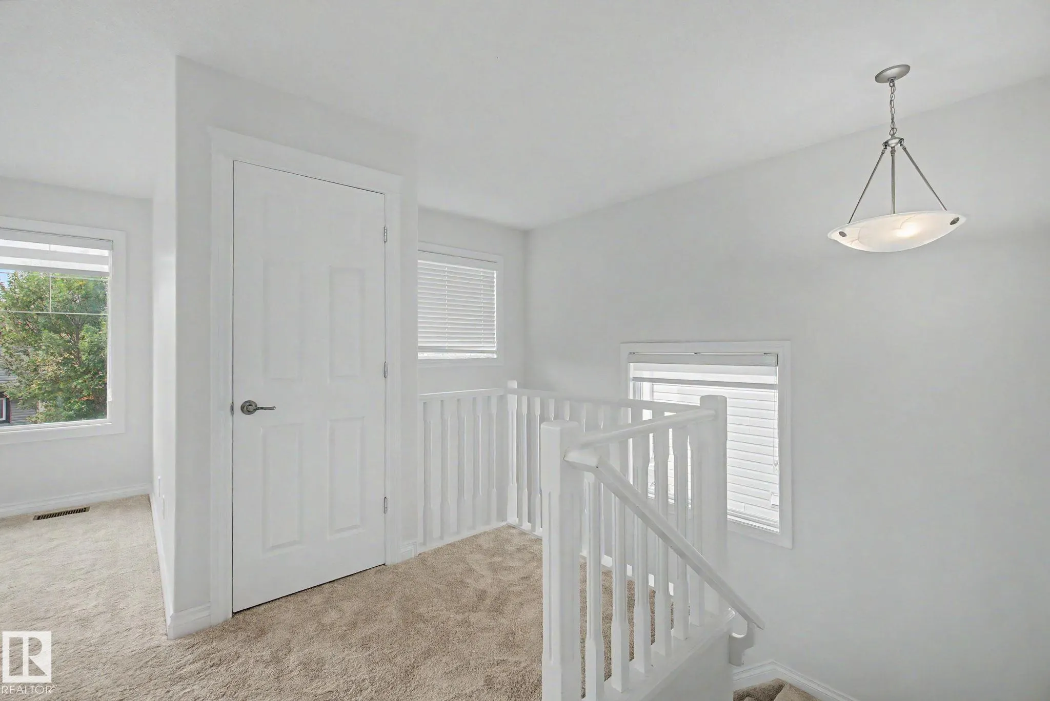 66 VANESSA Avenue