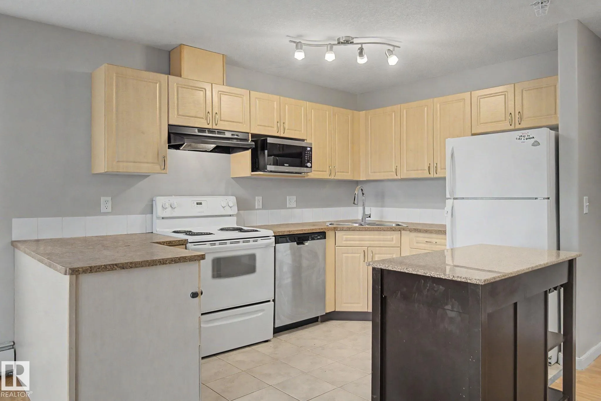 240 SPRUCE RIDGE Road