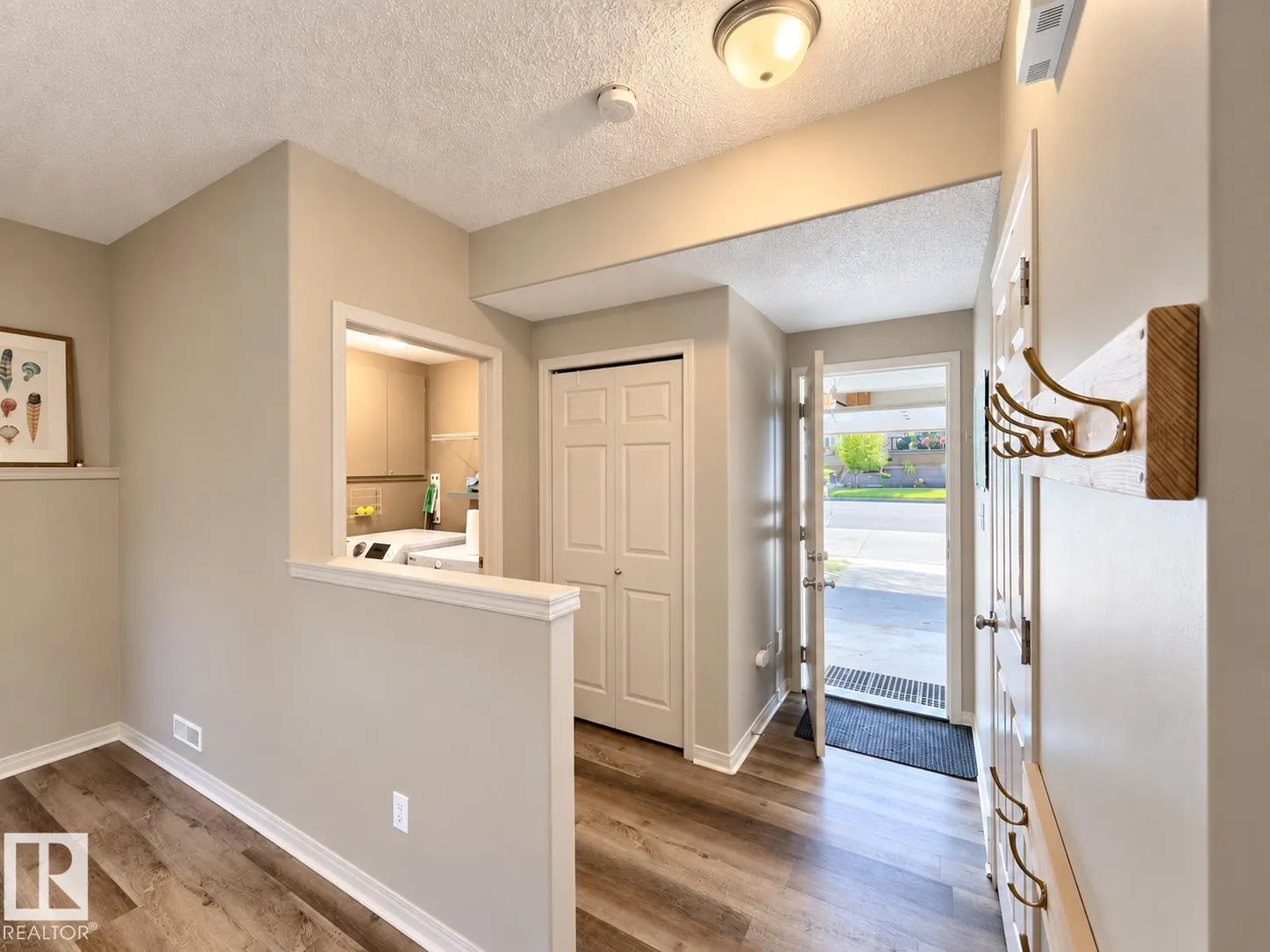 4755 TERWILLEGAR Common