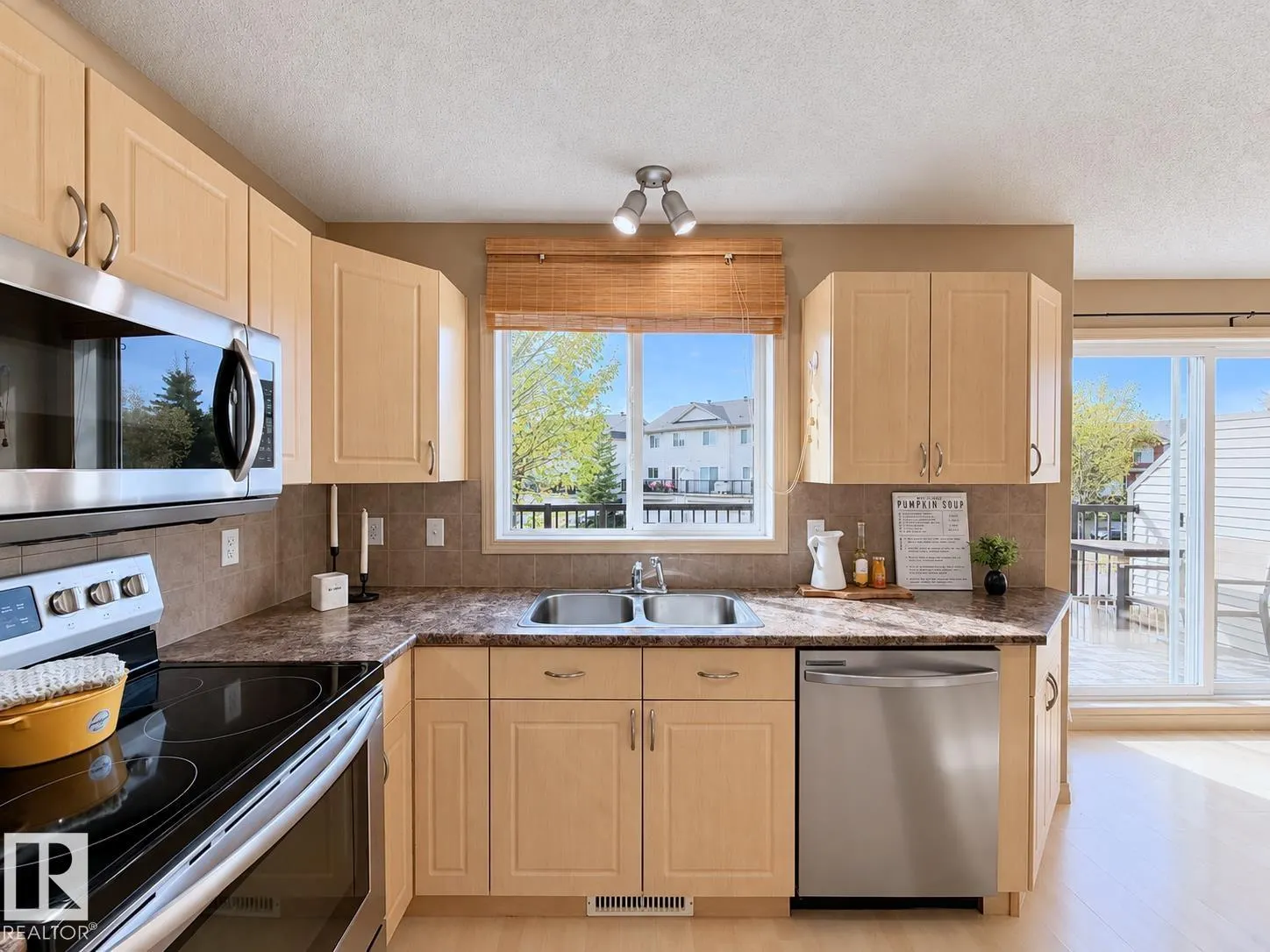 4755 TERWILLEGAR Common