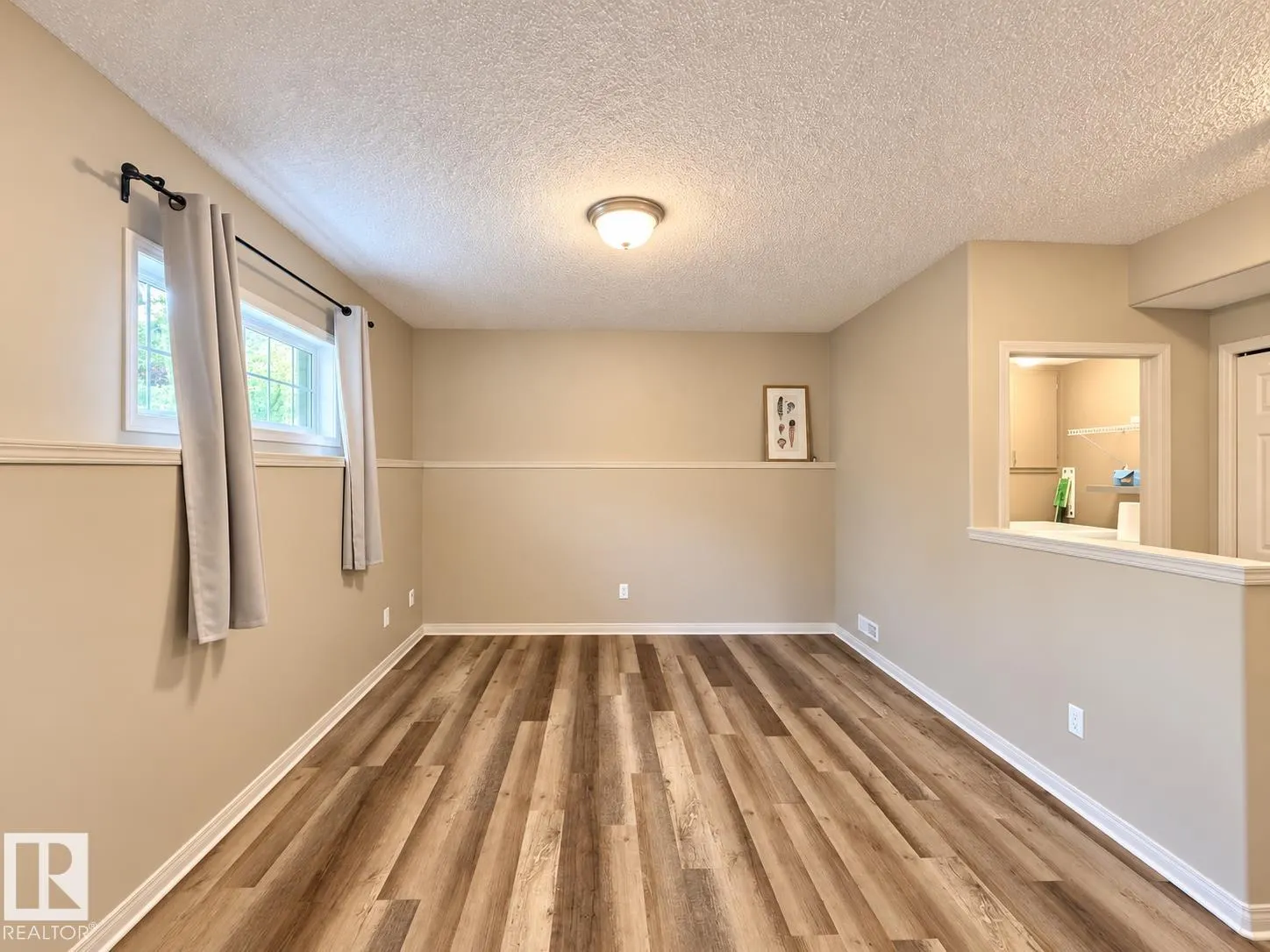 4755 TERWILLEGAR Common