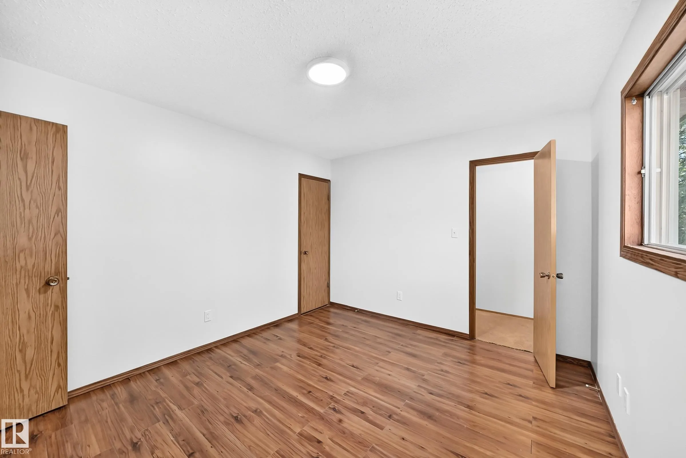 23016 TWP RD 504