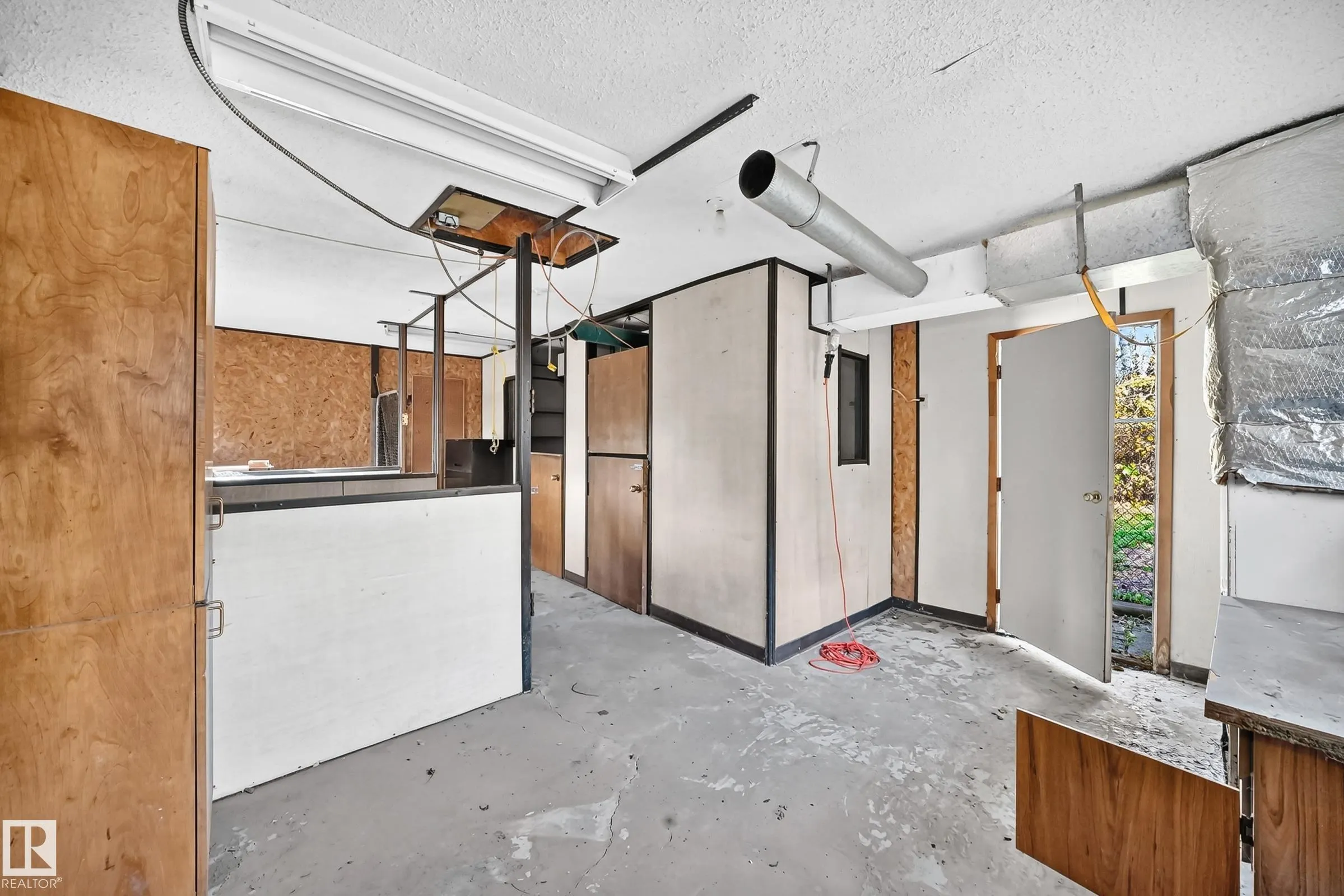 23016 TWP RD 504