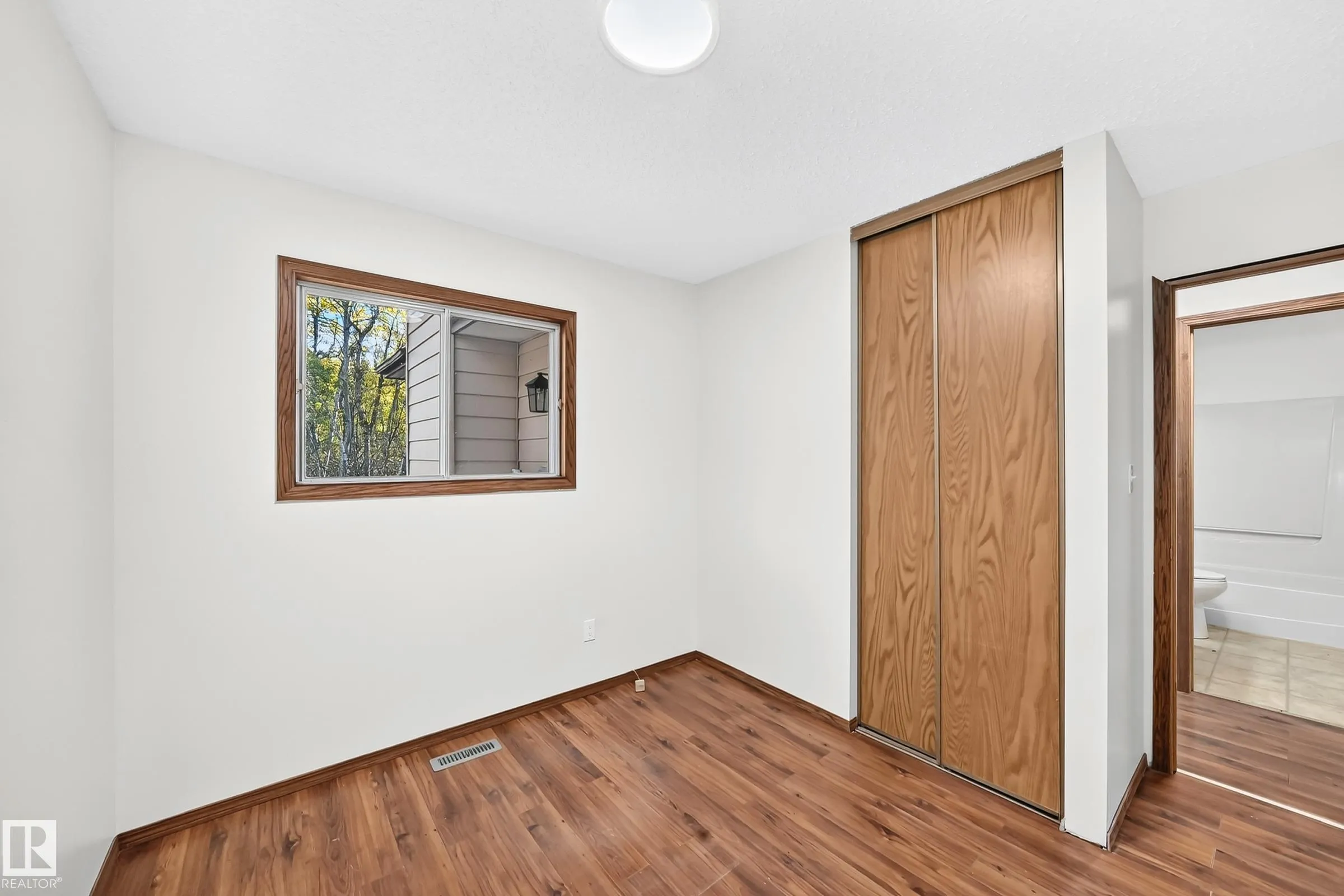 23016 TWP RD 504