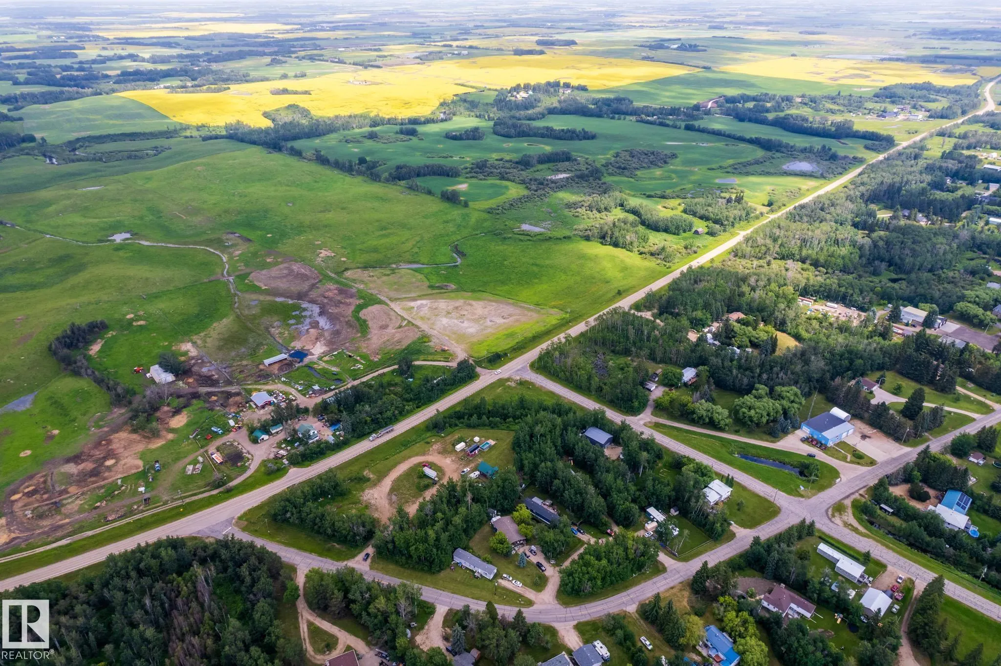 54500 LAC STE ANNE Trail