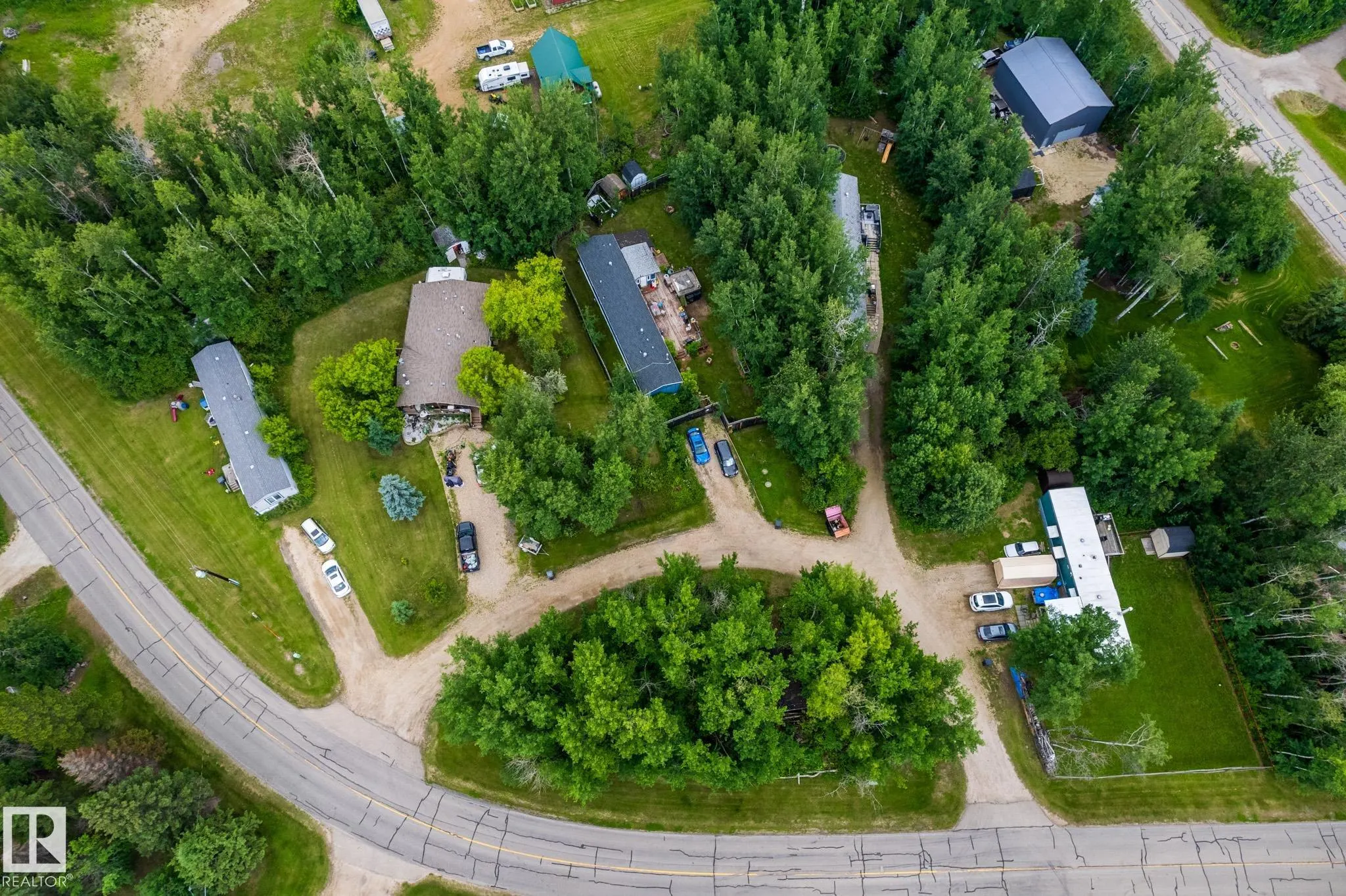 54500 LAC STE ANNE Trail
