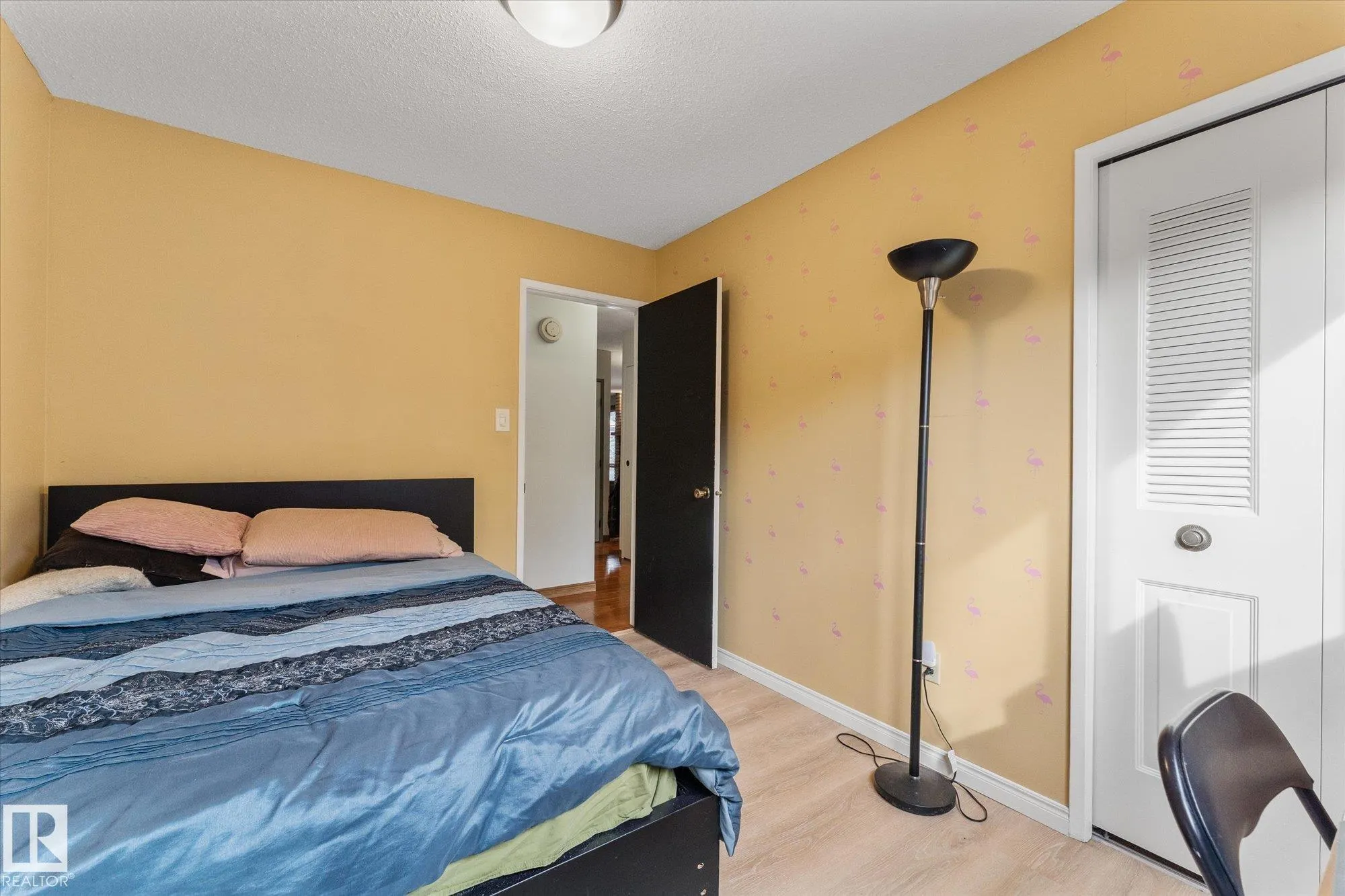6 MARMOT Avenue