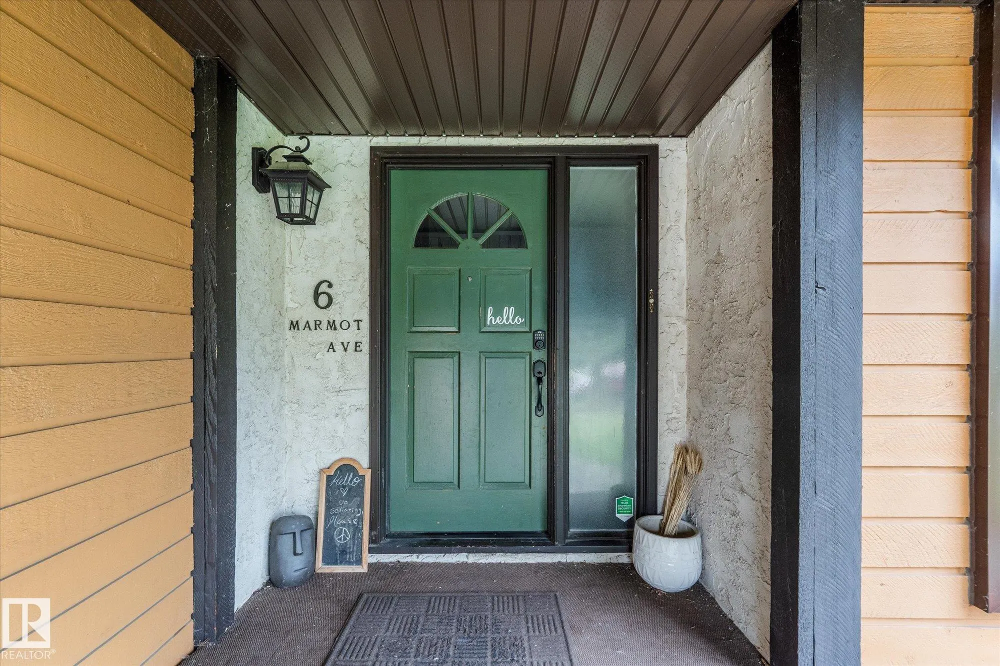 6 MARMOT Avenue