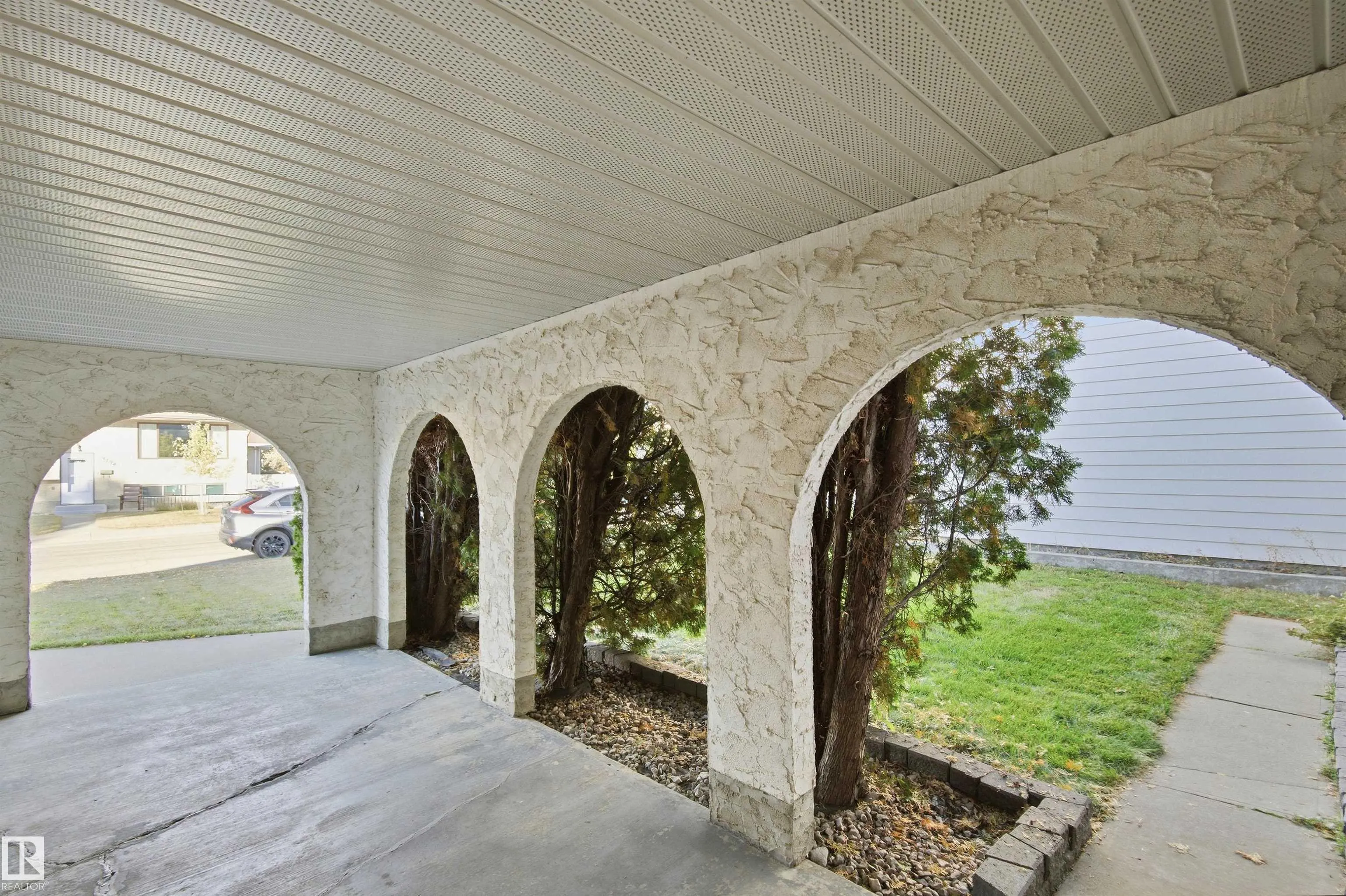 3143 78 ST