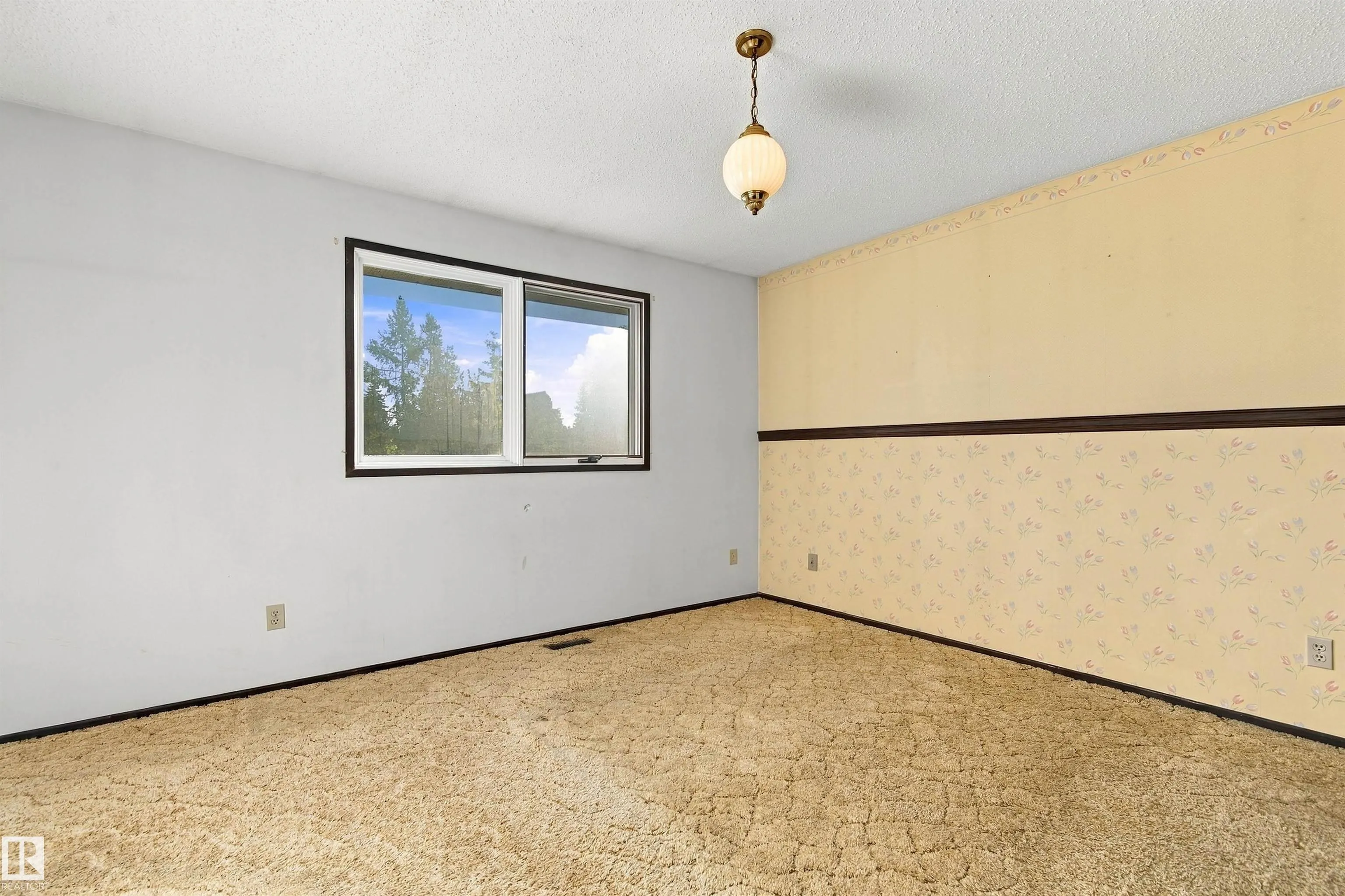 3143 78 ST