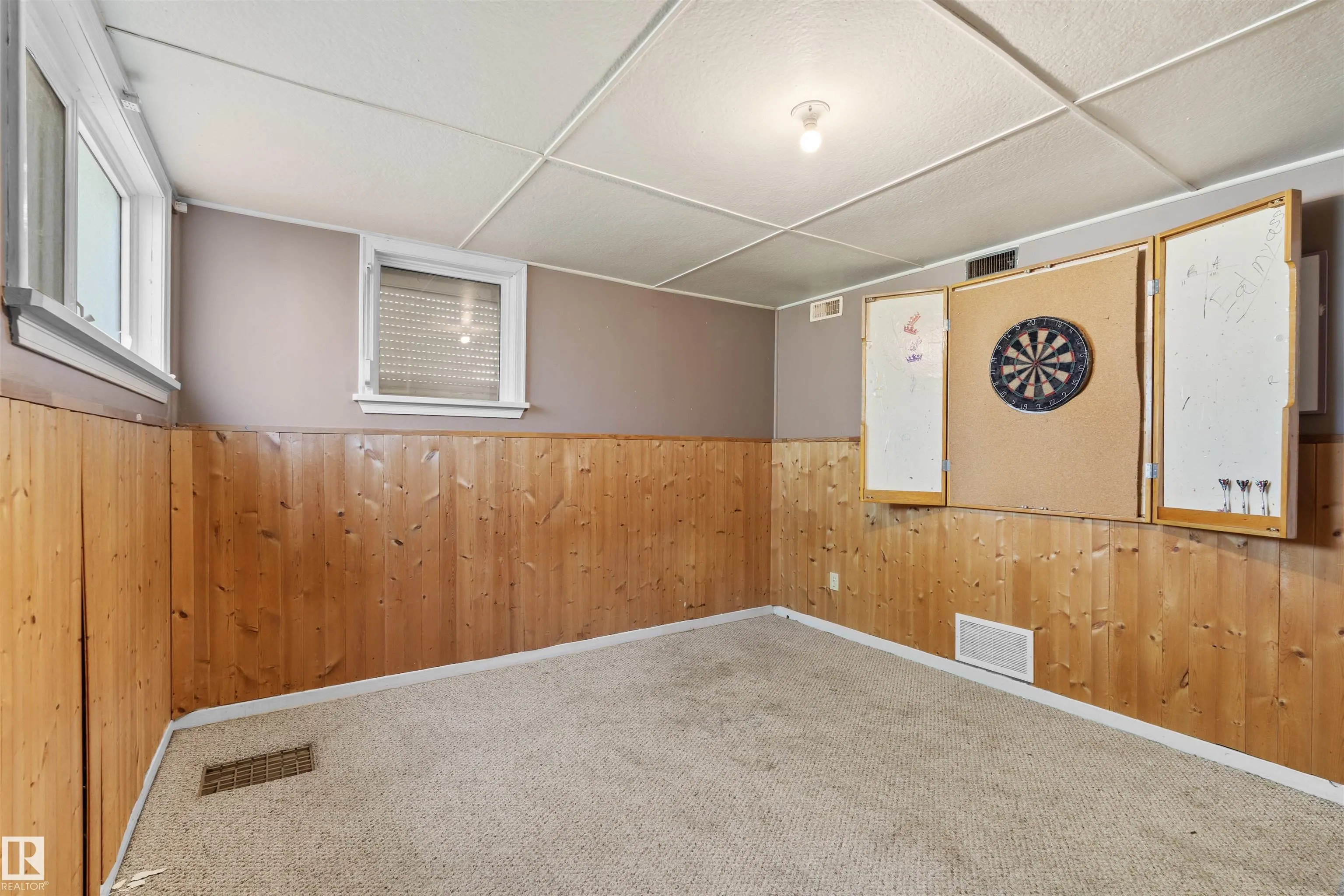 10607 73 AVE