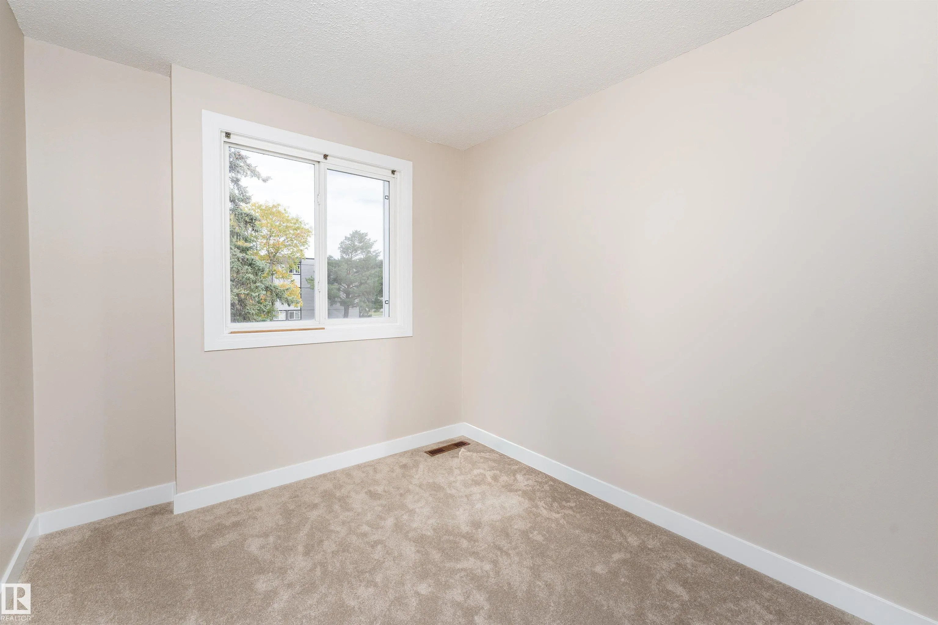 149 CORNELL Court