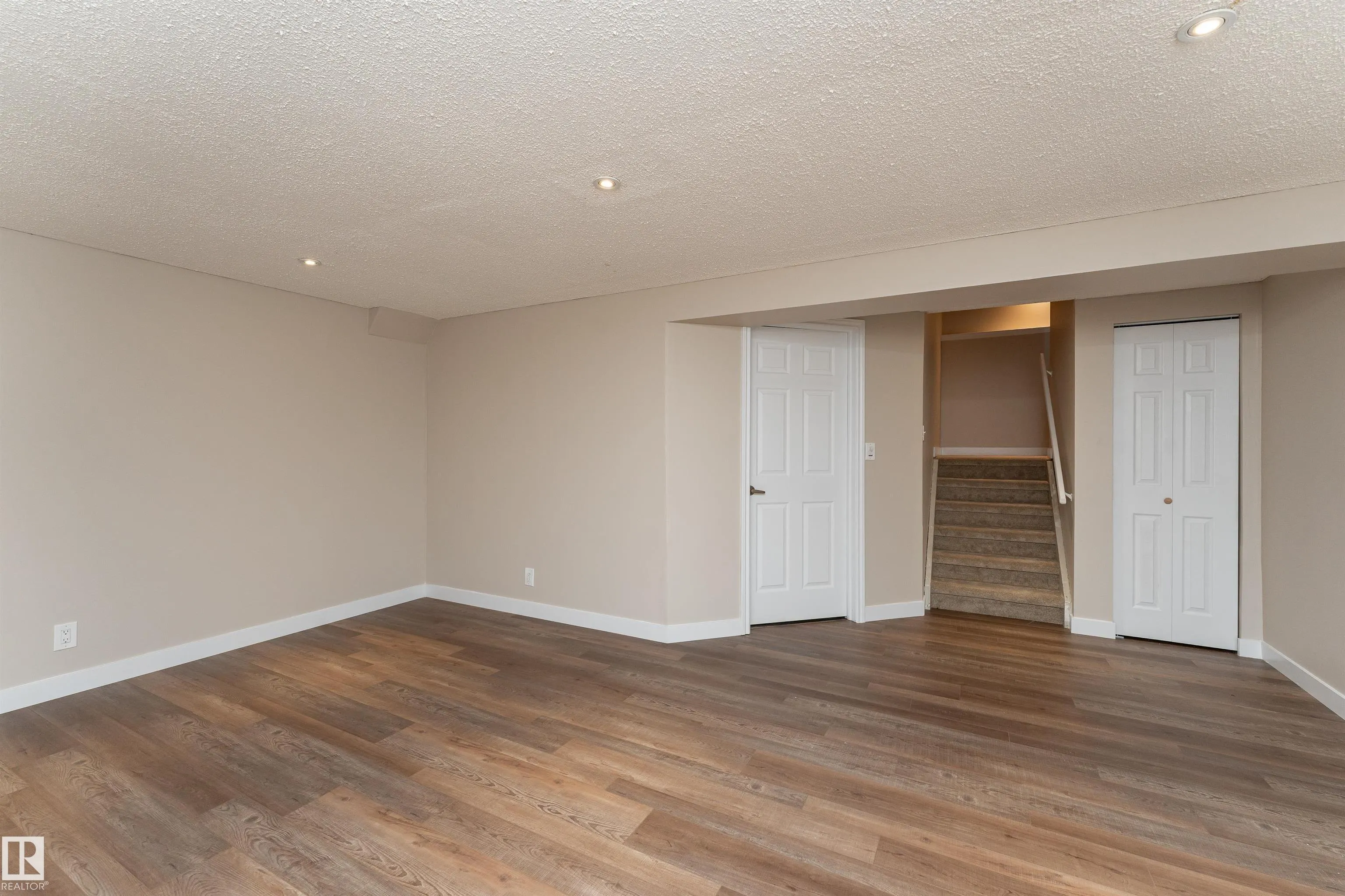 149 CORNELL Court