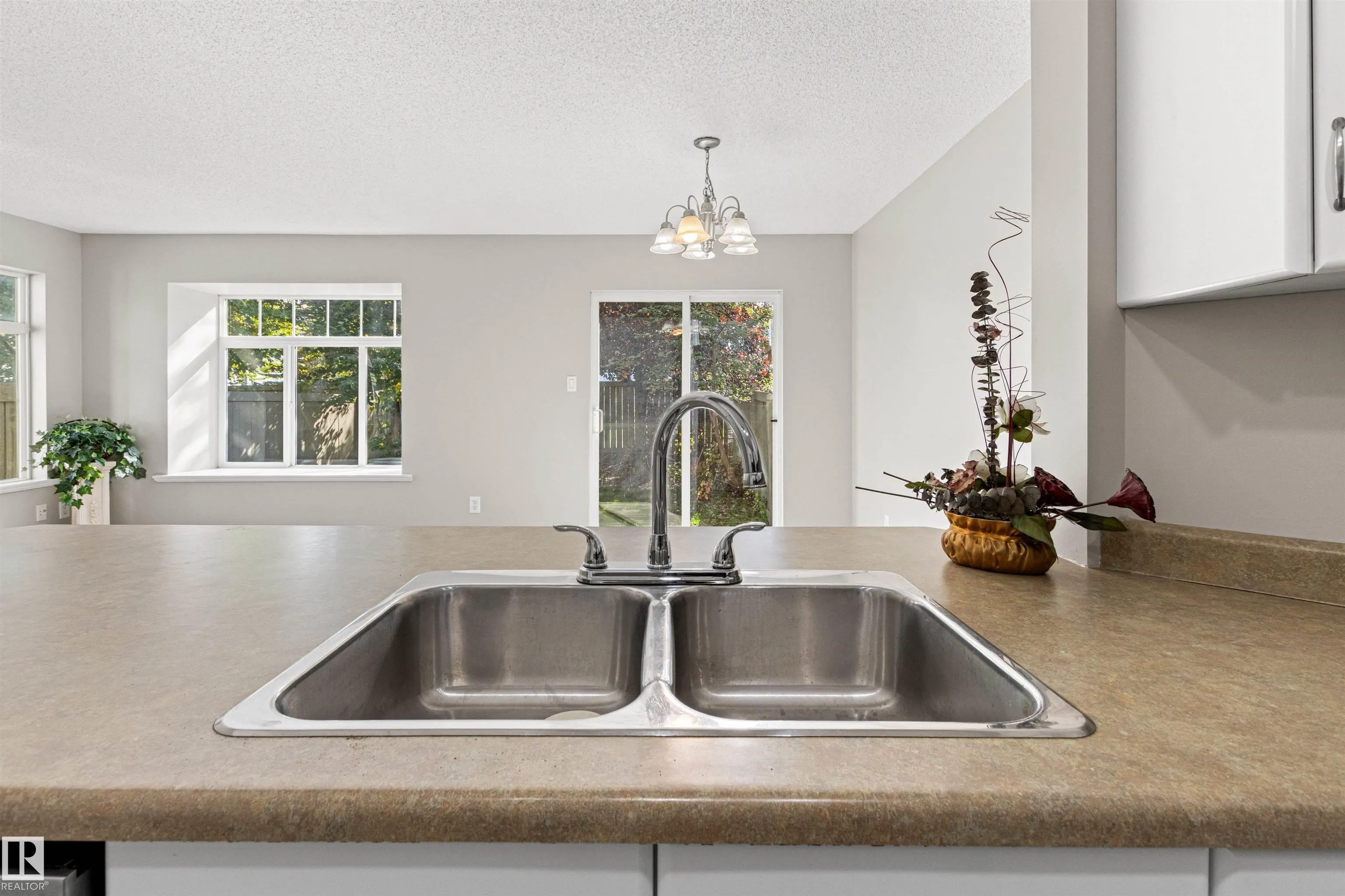 17-200 Erin Ridge Drive
