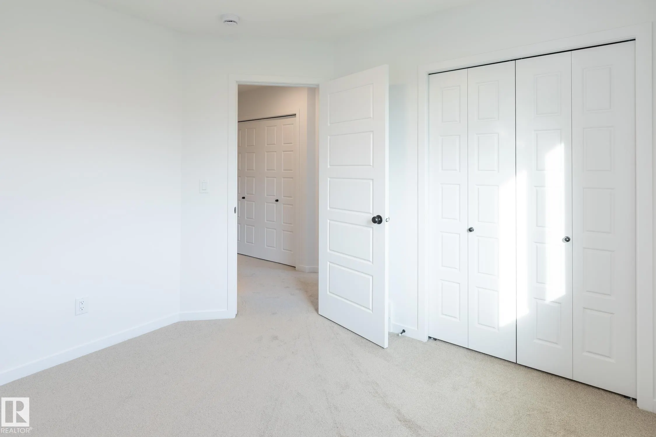 93 SILVERSTONE Drive