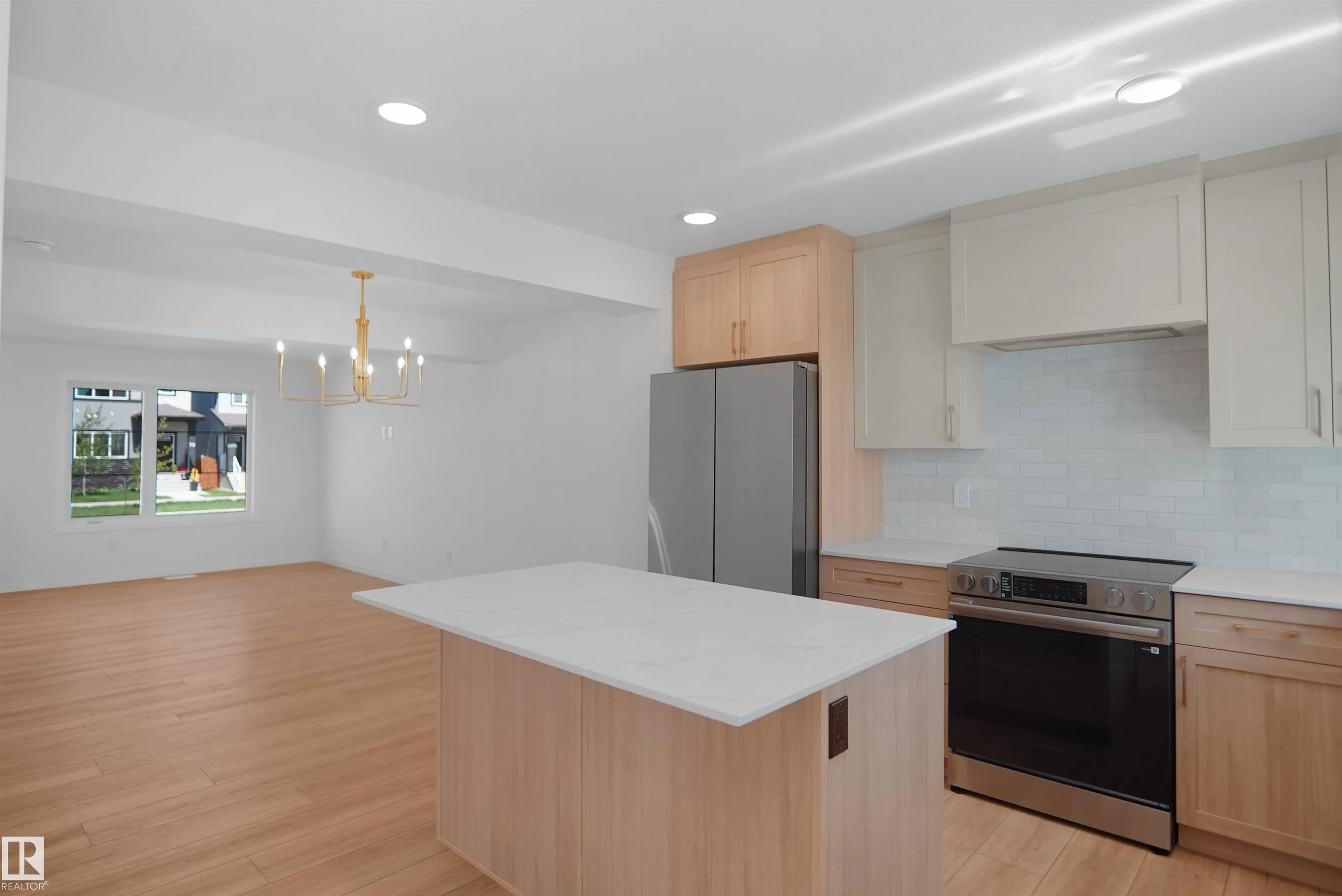 65 SIENNA Boulevard