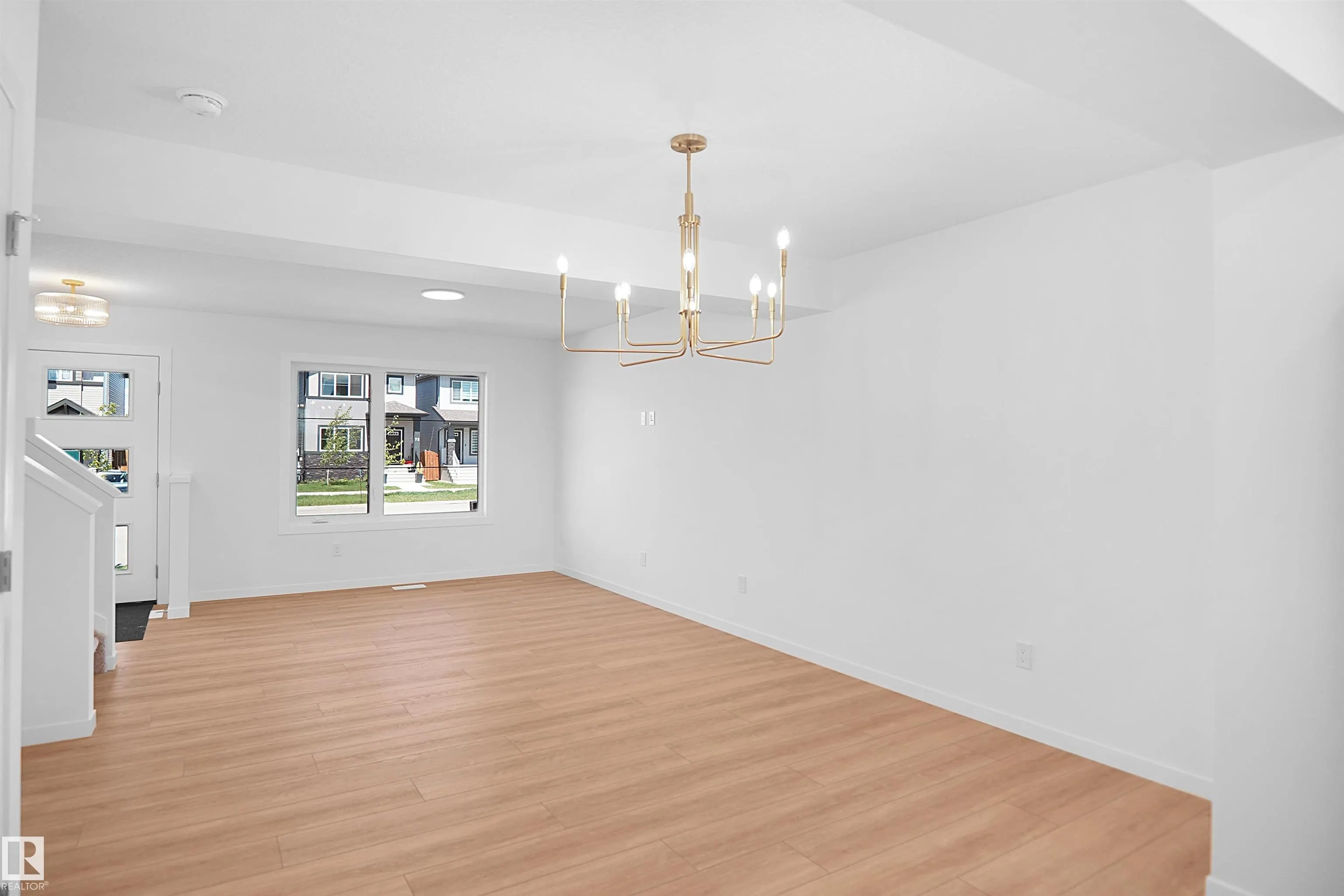 65 SIENNA Boulevard
