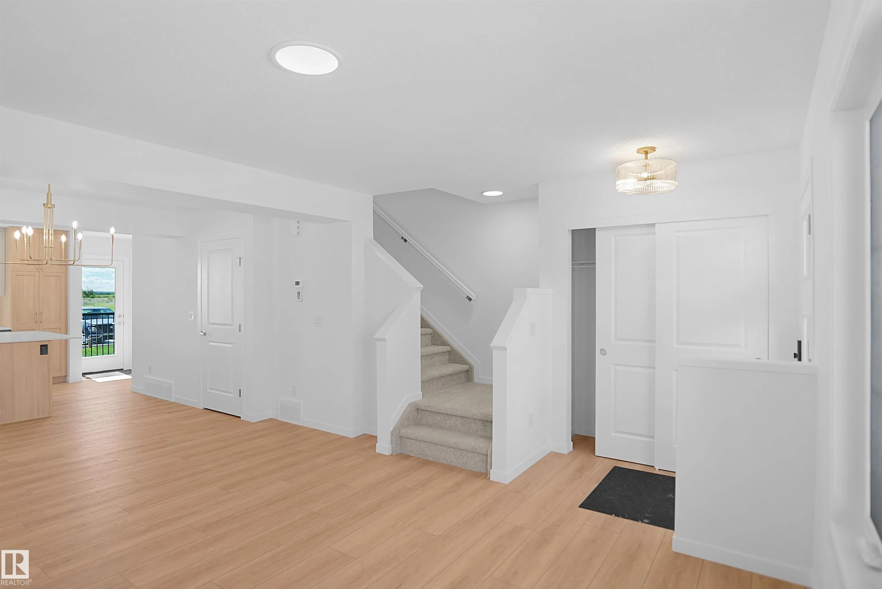 65 SIENNA Boulevard