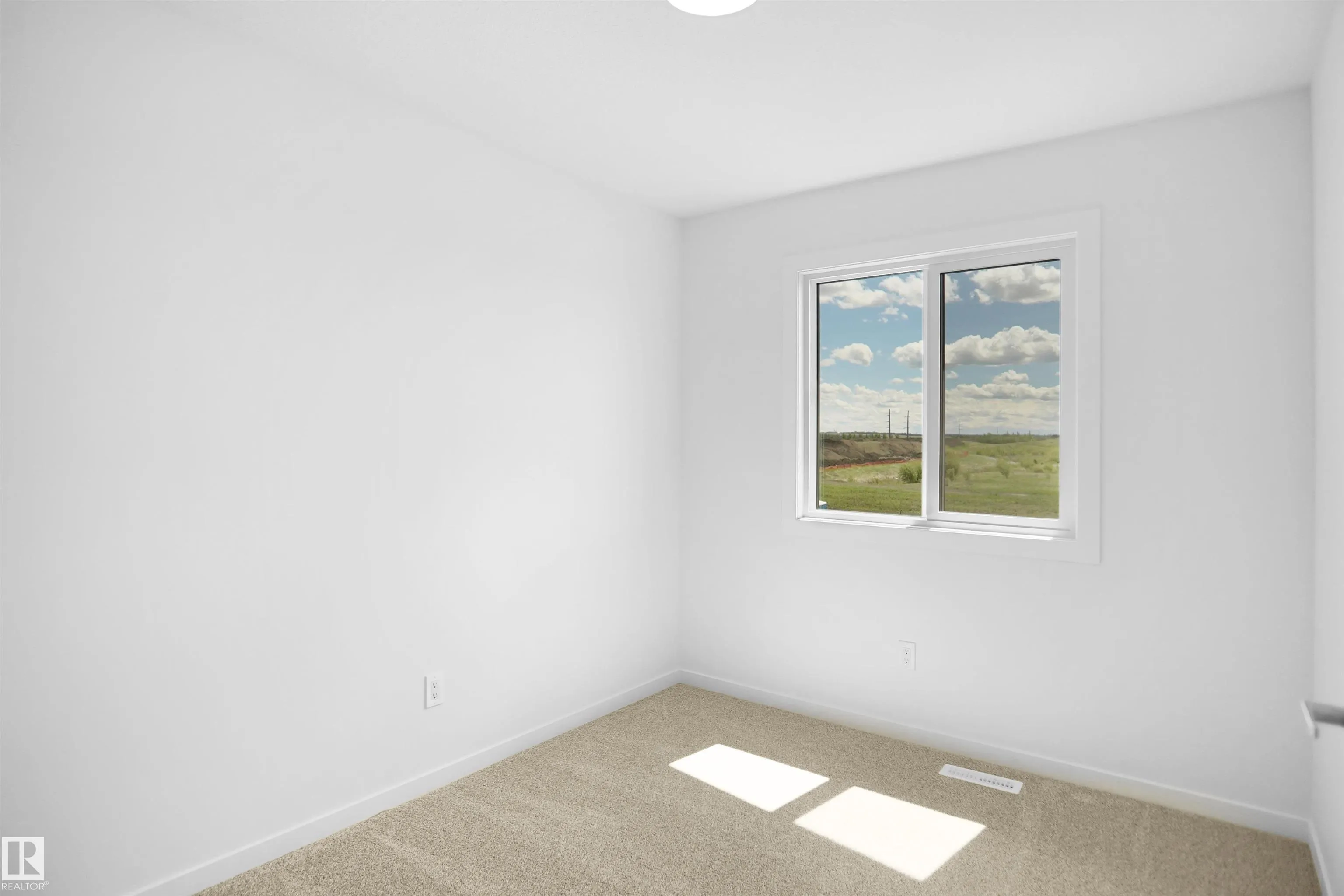 65 SIENNA Boulevard