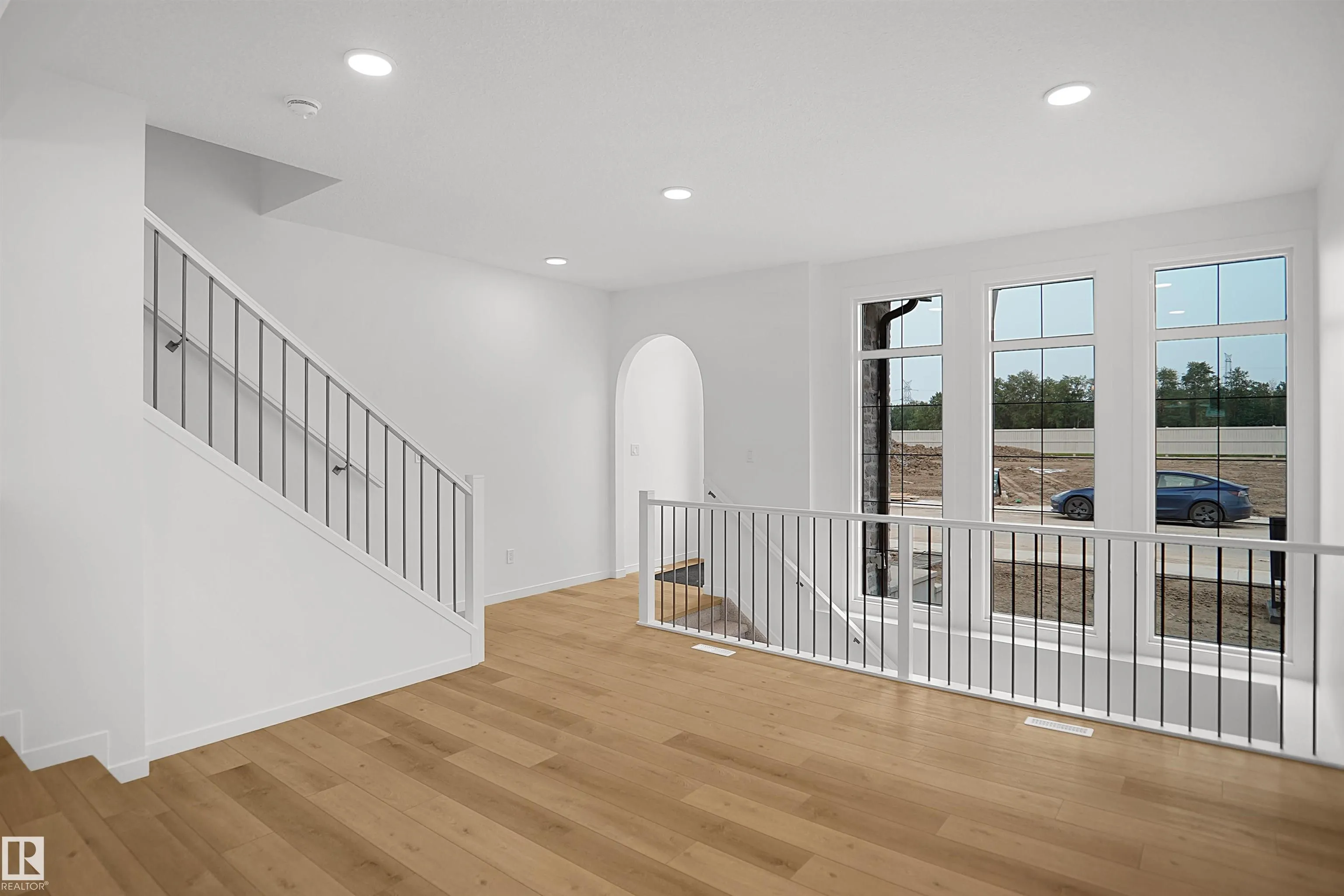 1312 9 Street