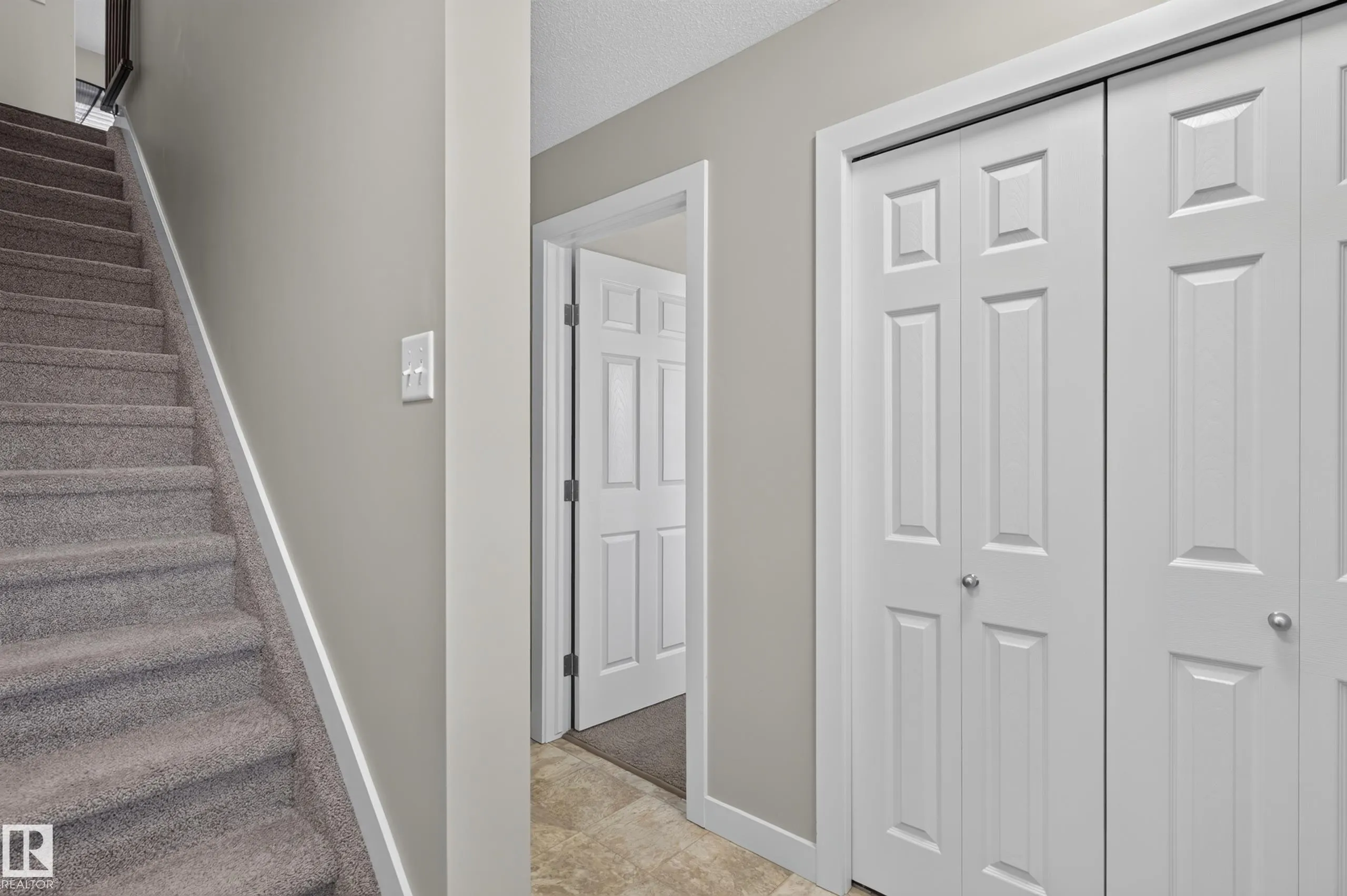 20 AUGUSTINE Crescent