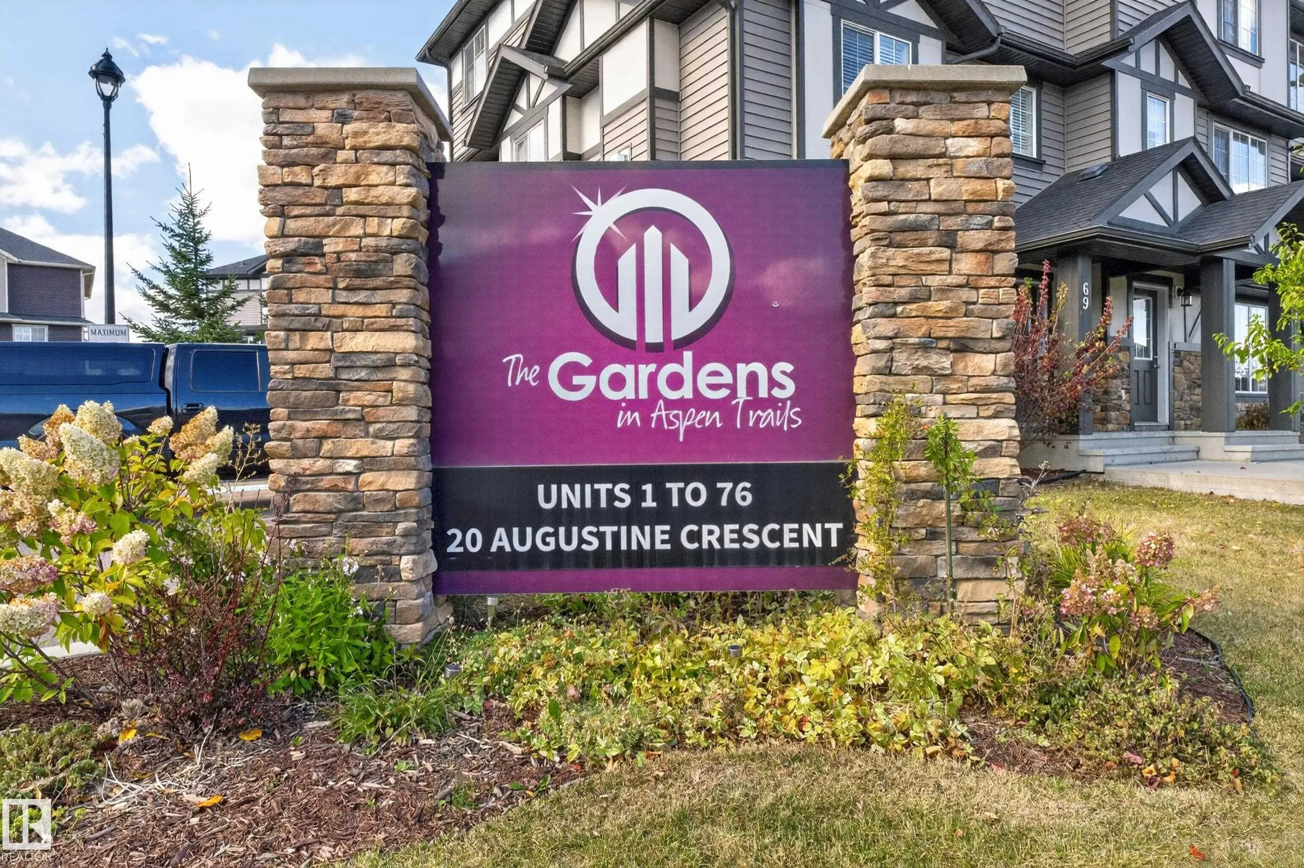 20 AUGUSTINE Crescent