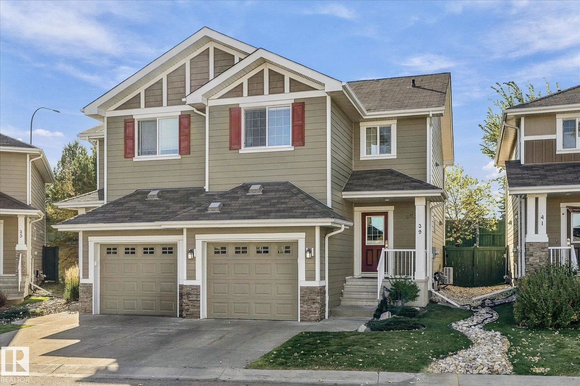219 CHARLOTTE Way
