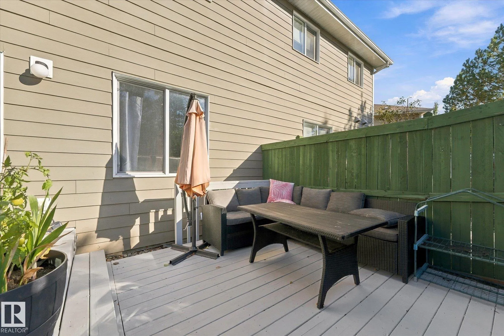 219 CHARLOTTE Way