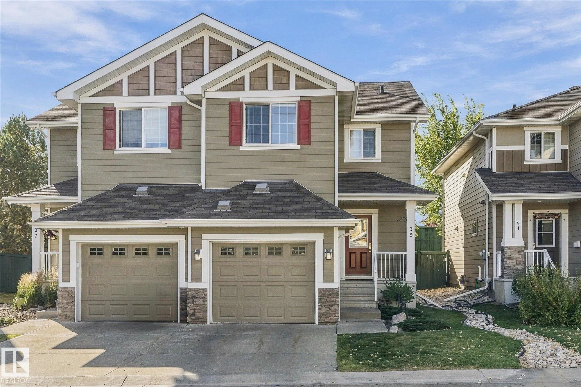 219 CHARLOTTE Way