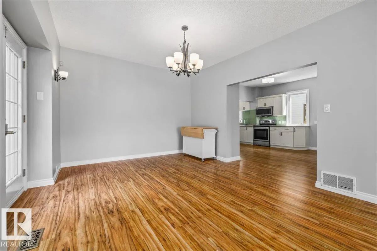 11429 64 Street