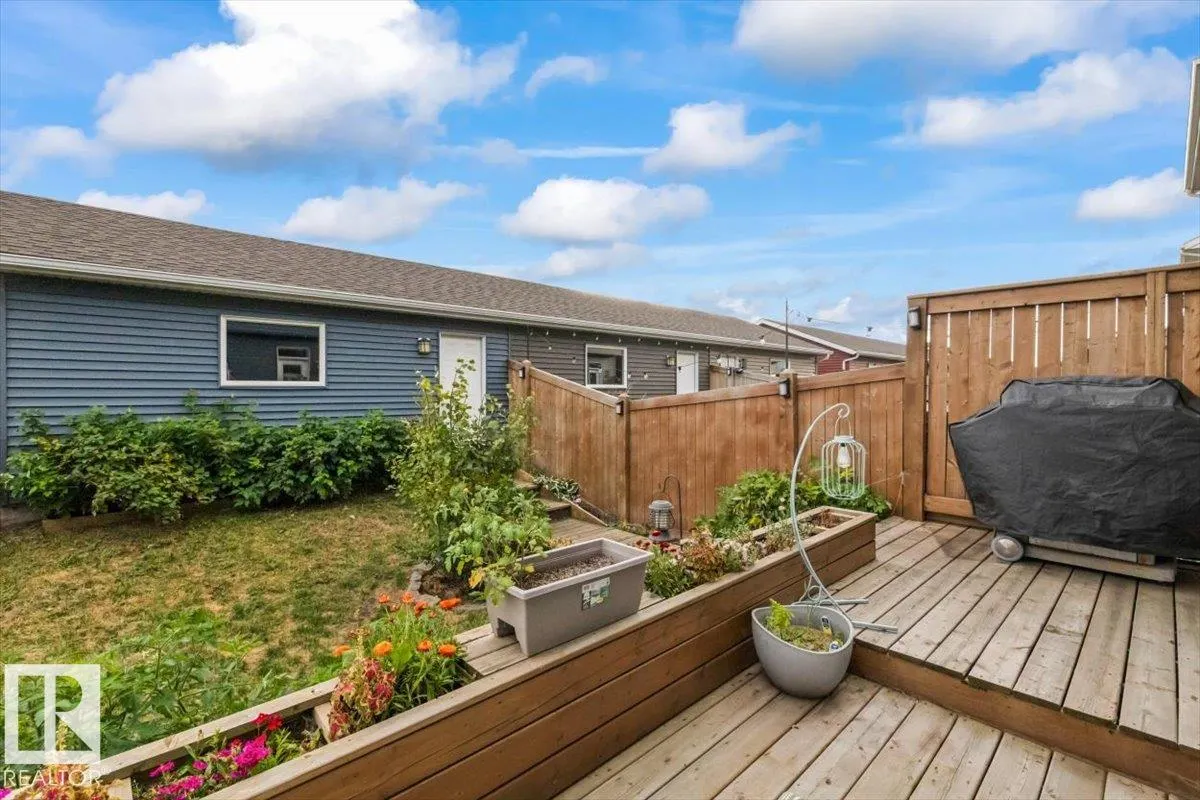 2675 Maple Way