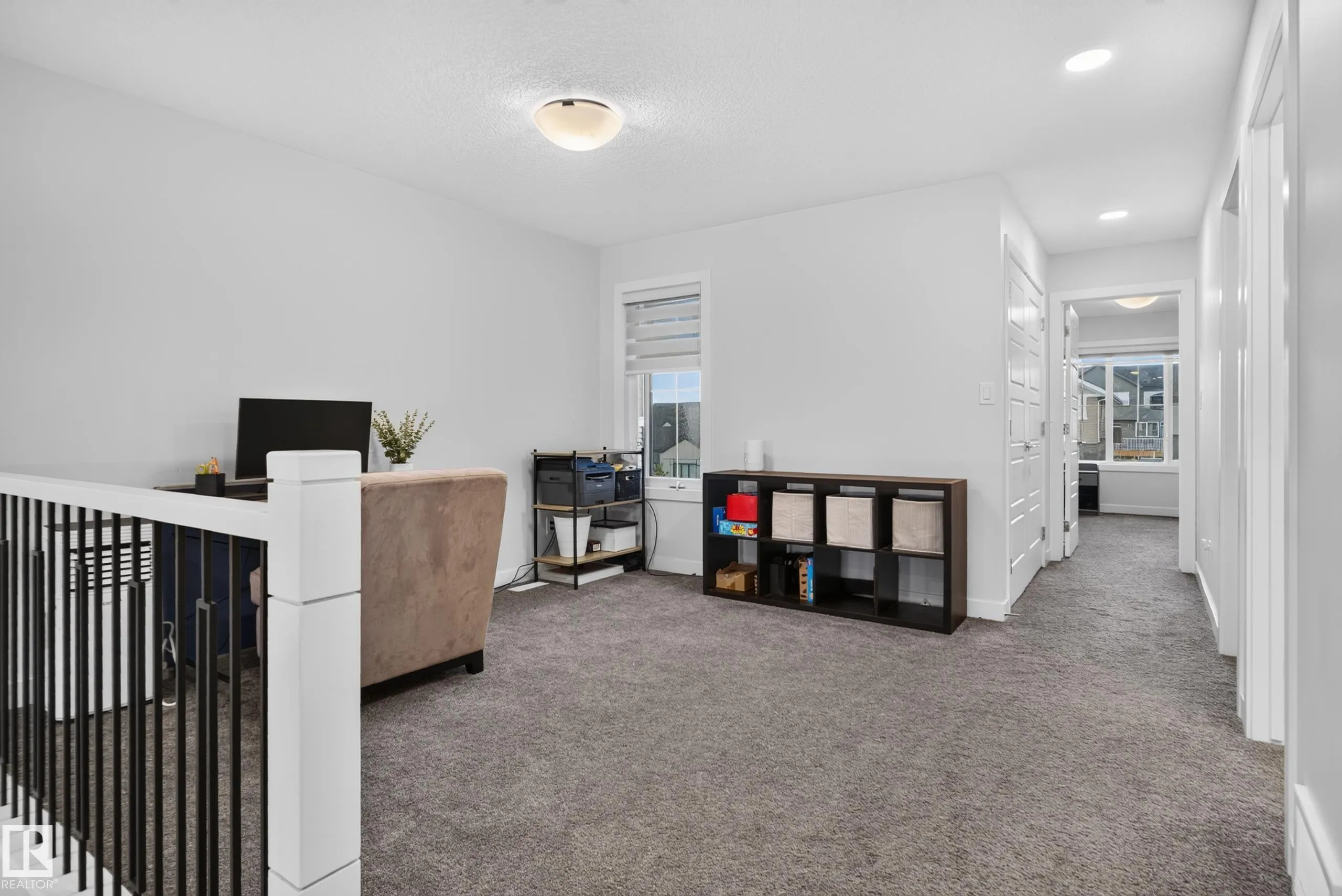 103 EDGEFIELD Way