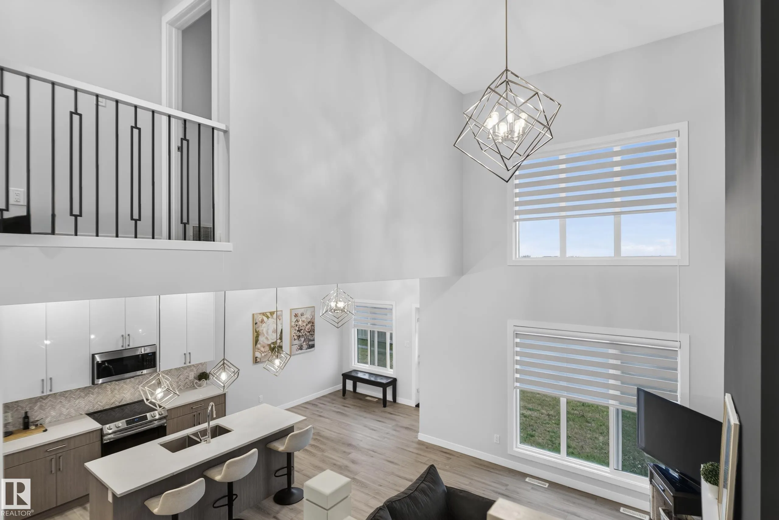 103 EDGEFIELD Way